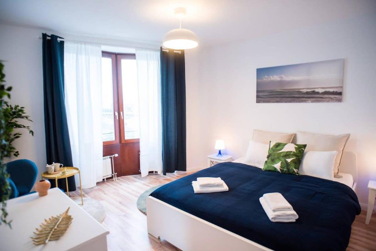 Two-storey riverside panorama apartment