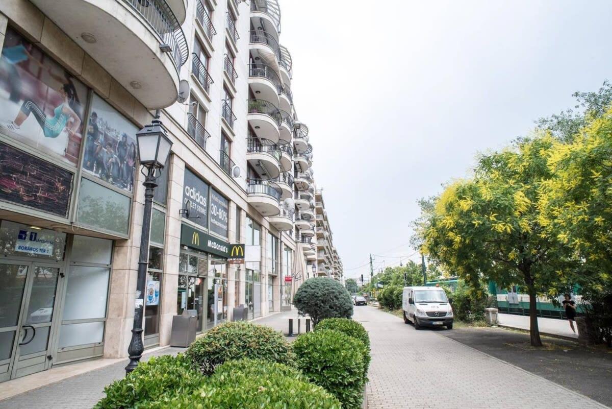 Two-storey riverside panorama apartment