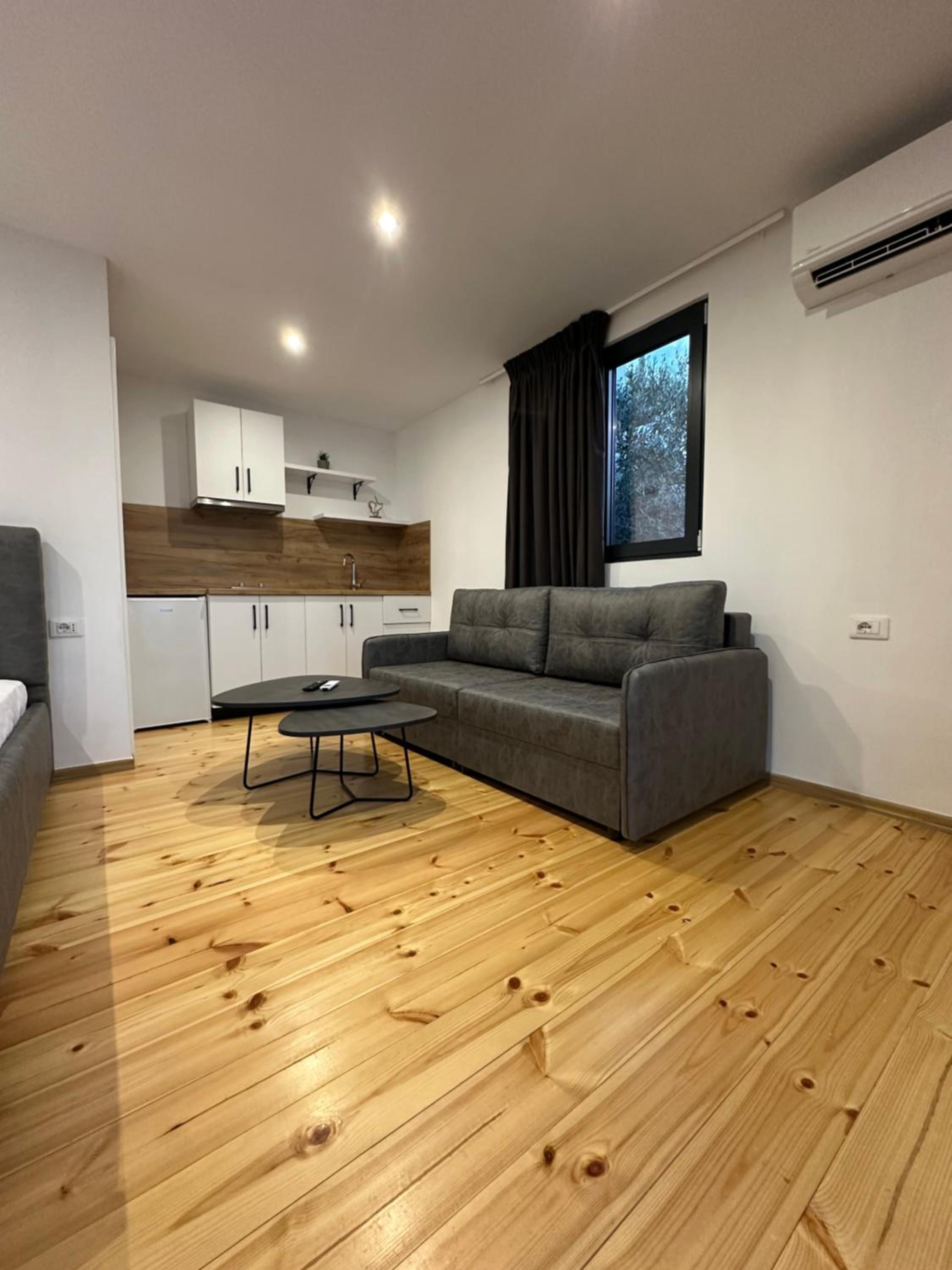 Lake Escape Villa Shirokë