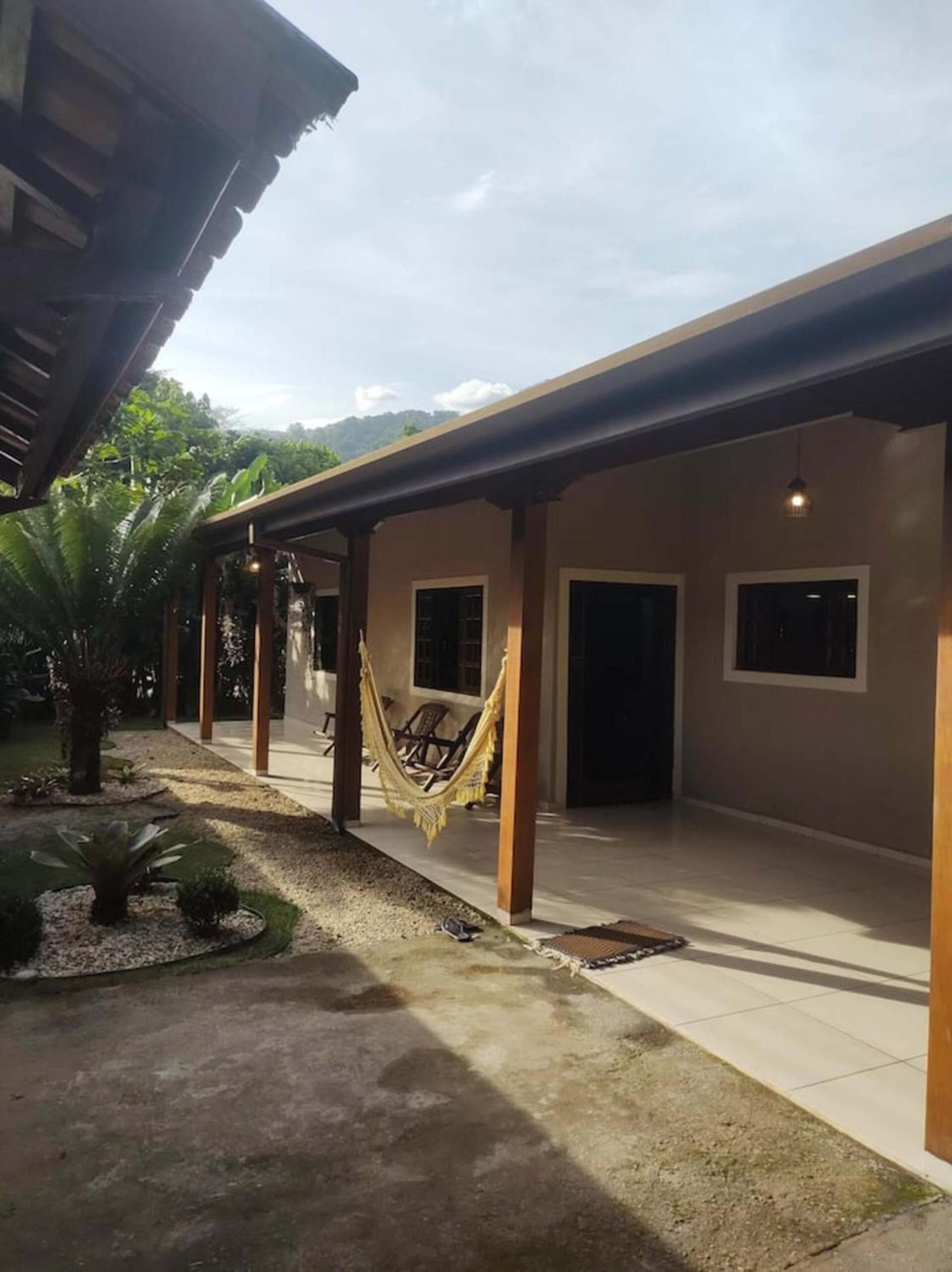 Oportunidade! Casa com piscina, 300m da praia!!