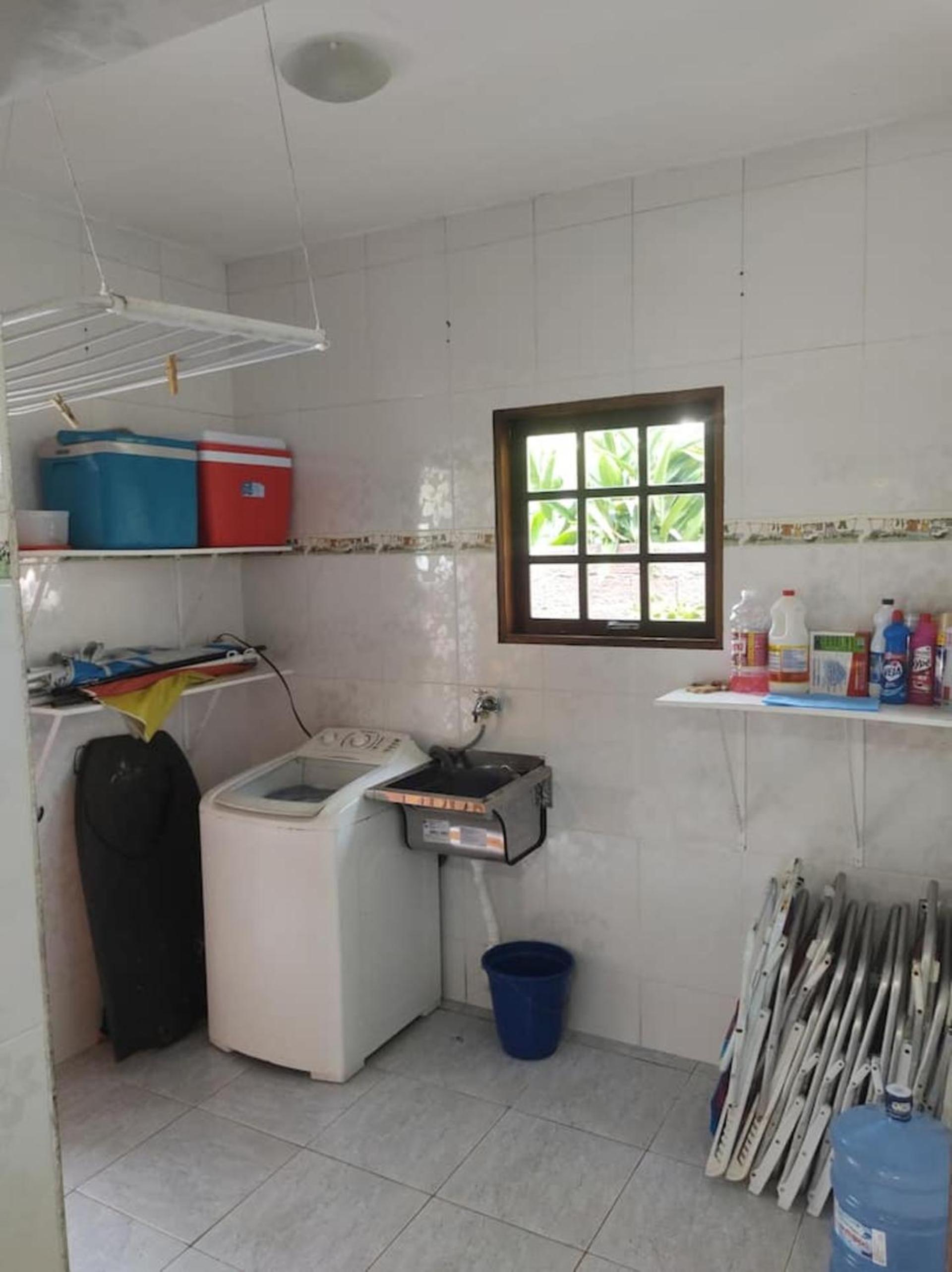 Oportunidade! Casa com piscina, 300m da praia!!