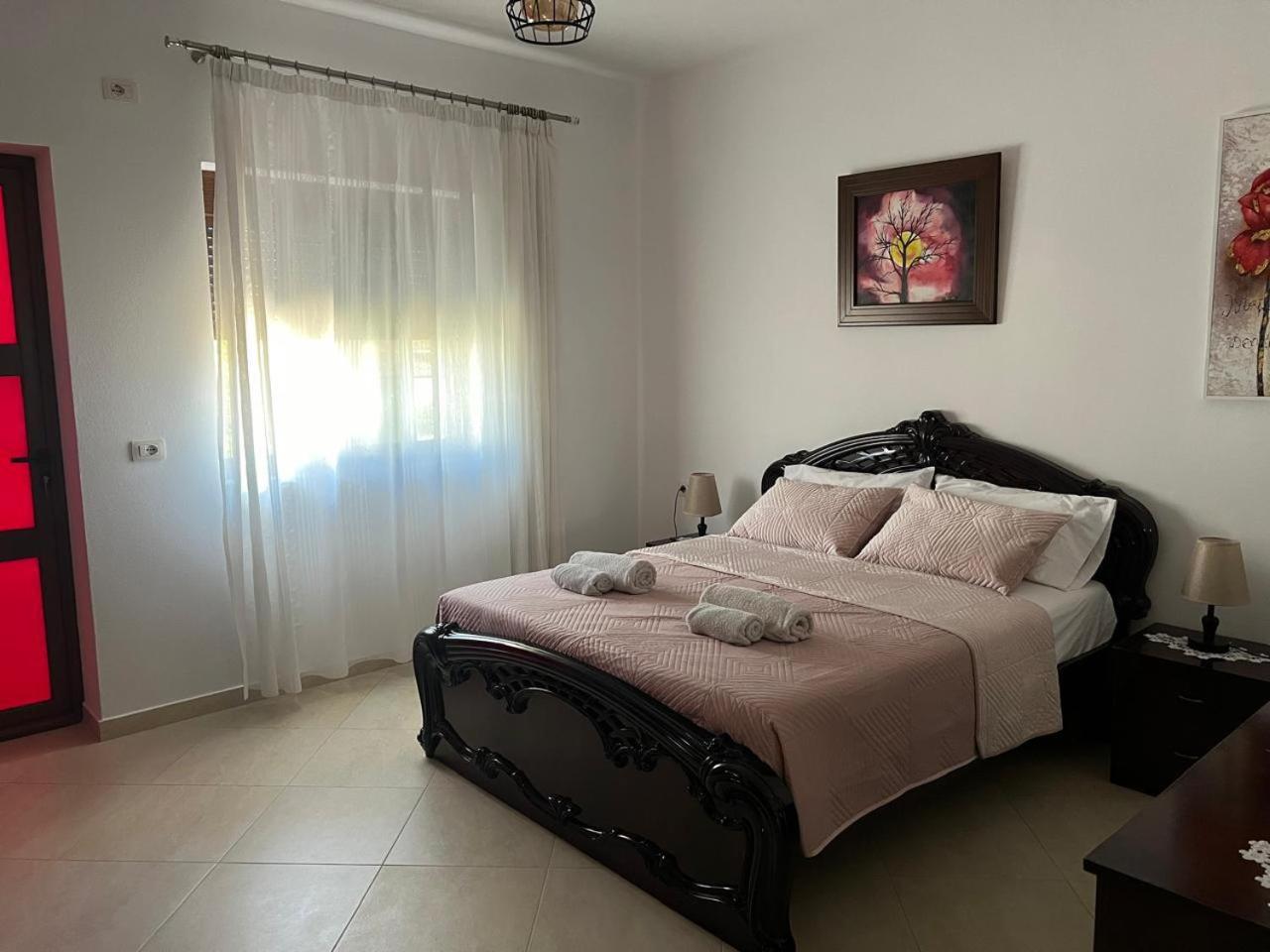 Papajani Apartment