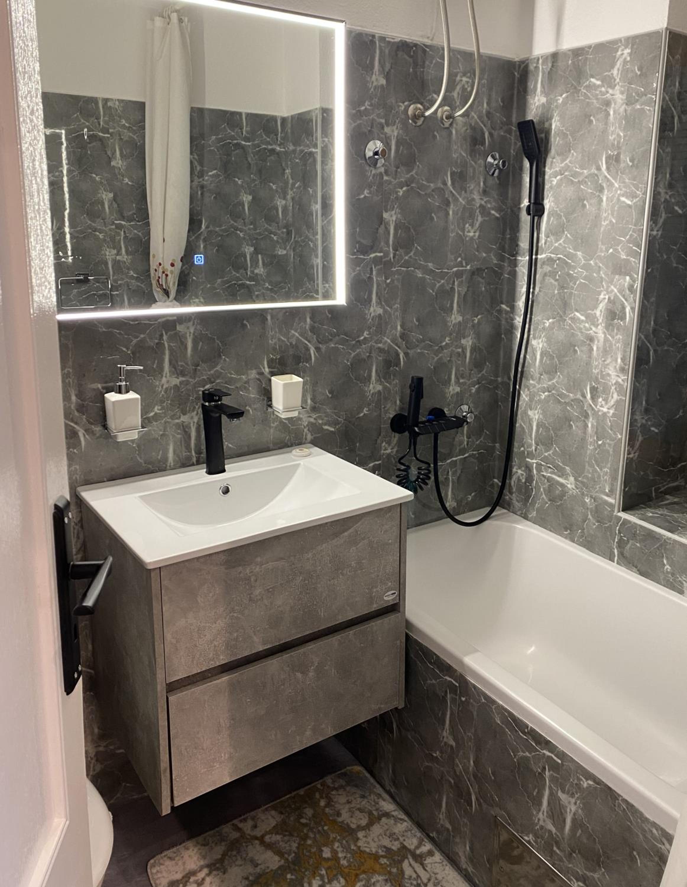 Sarajevo Luxury Apartment - 50 m from Old Sarajevo Clock Tower