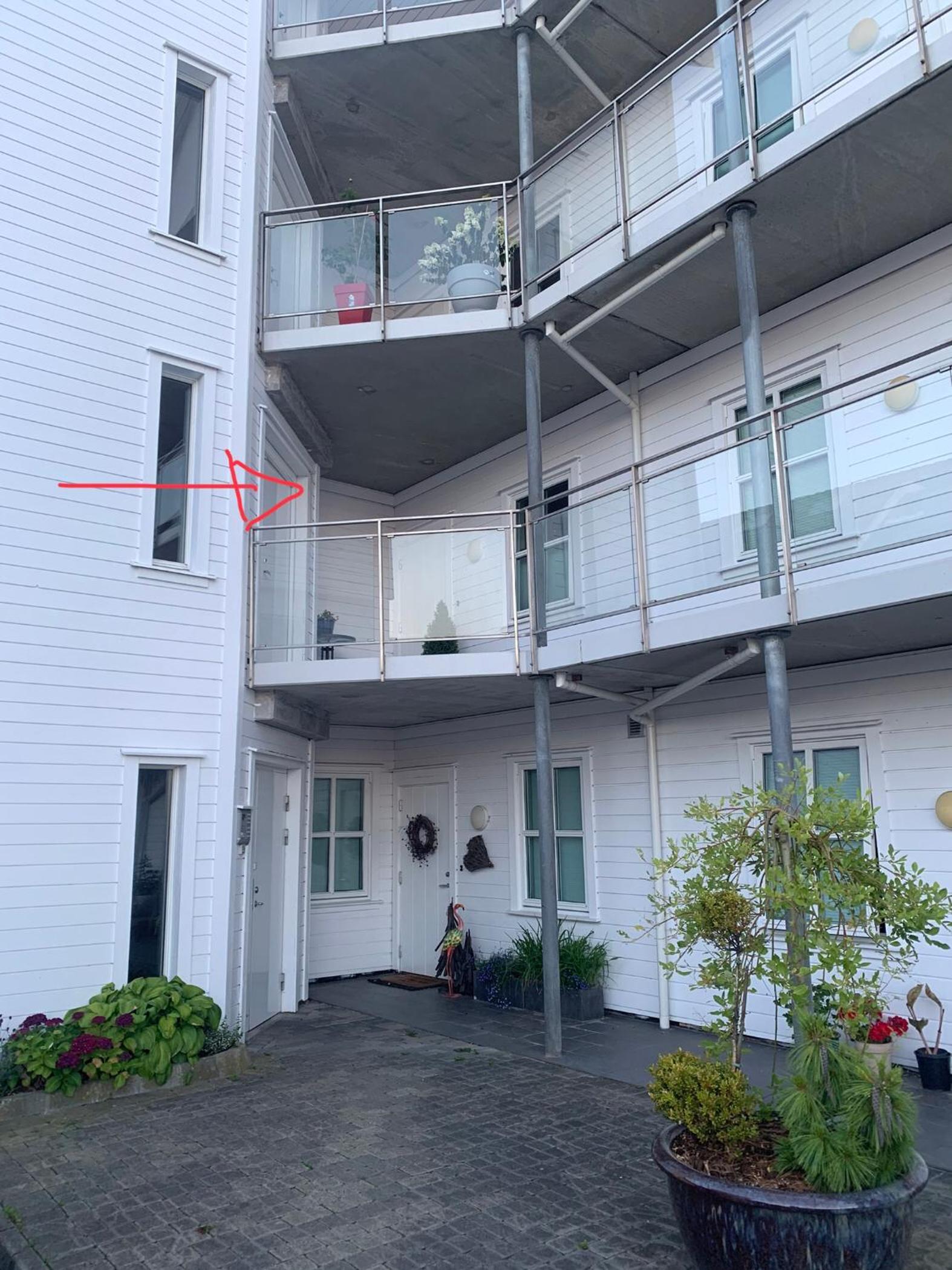 Apartment with seaview