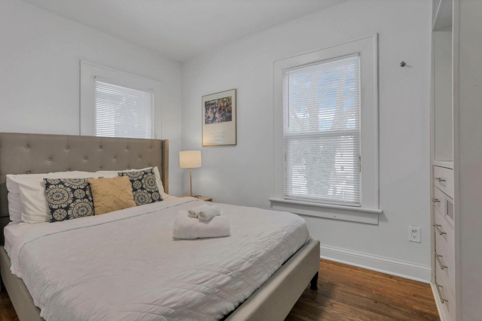Housepitality - The Maynard Manor view 4