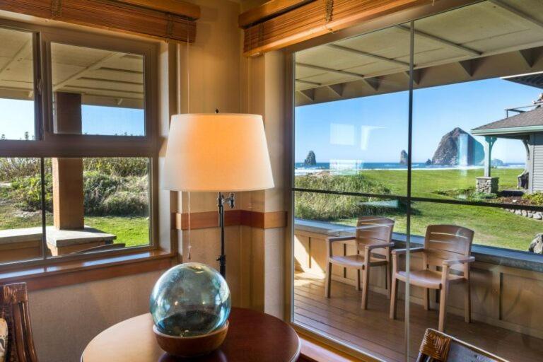The Ocean Lodge