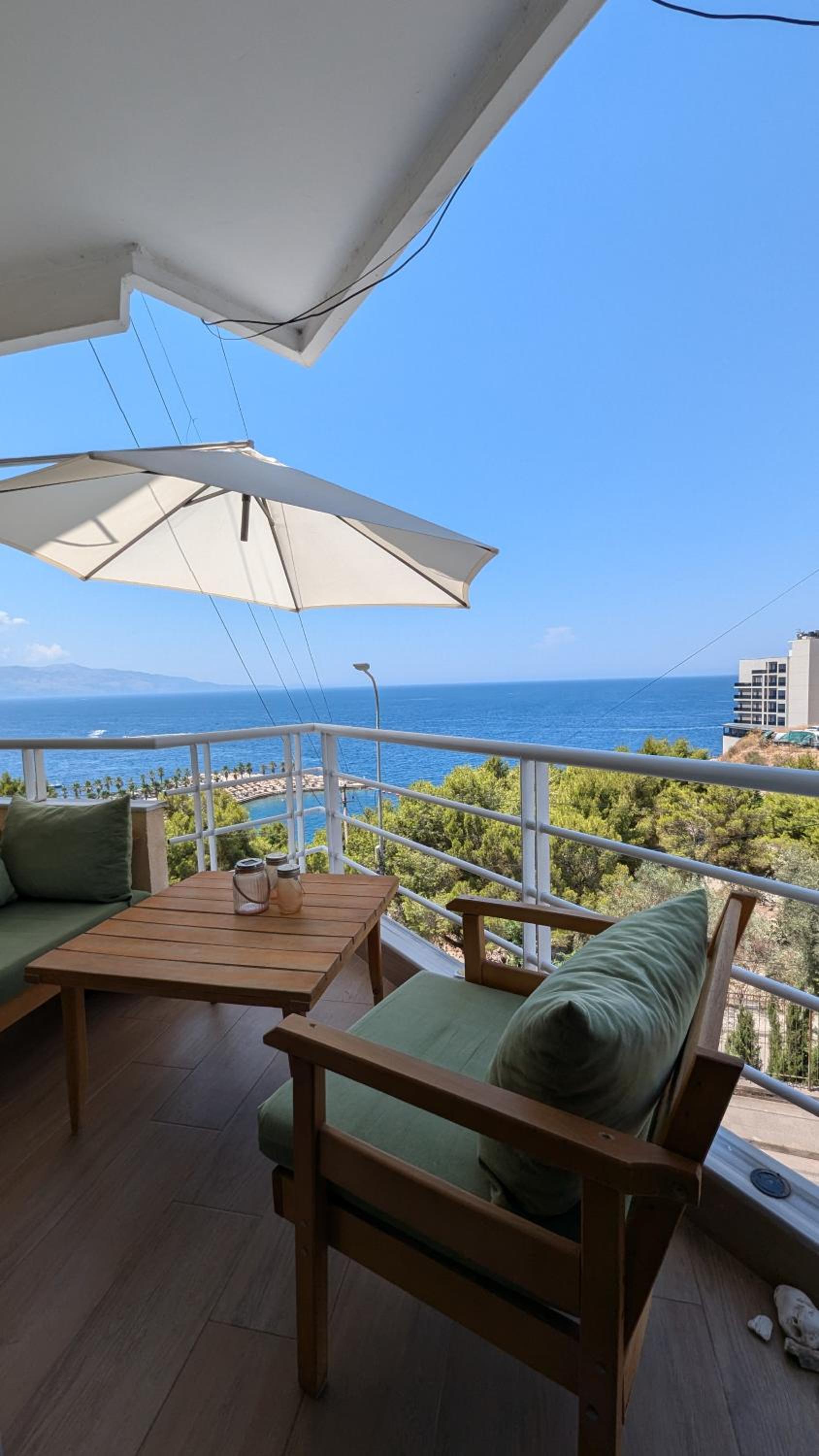 Big Lux Sunset Apartment - incl Parking