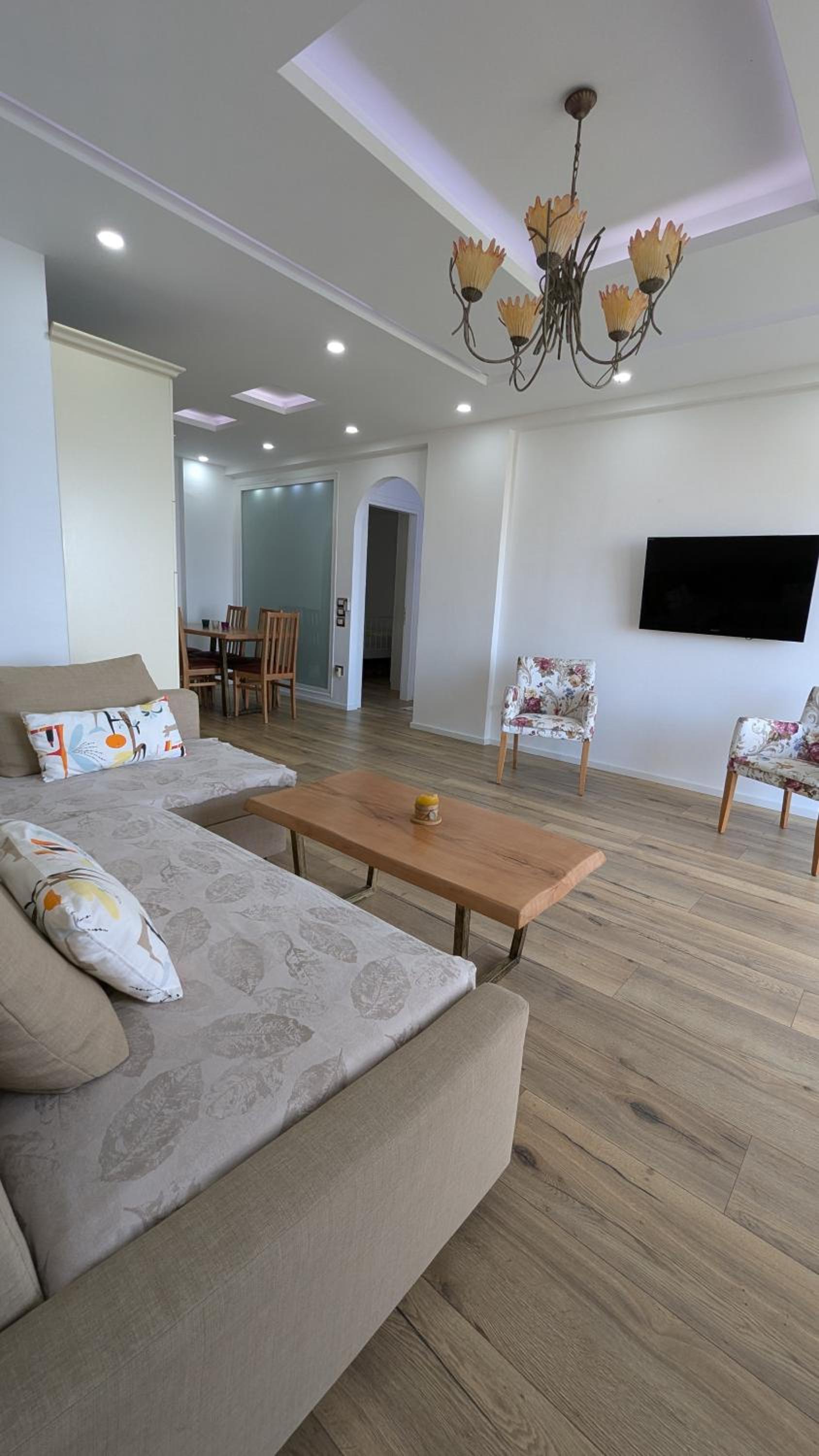 Big Lux Sunset Apartment - incl Parking