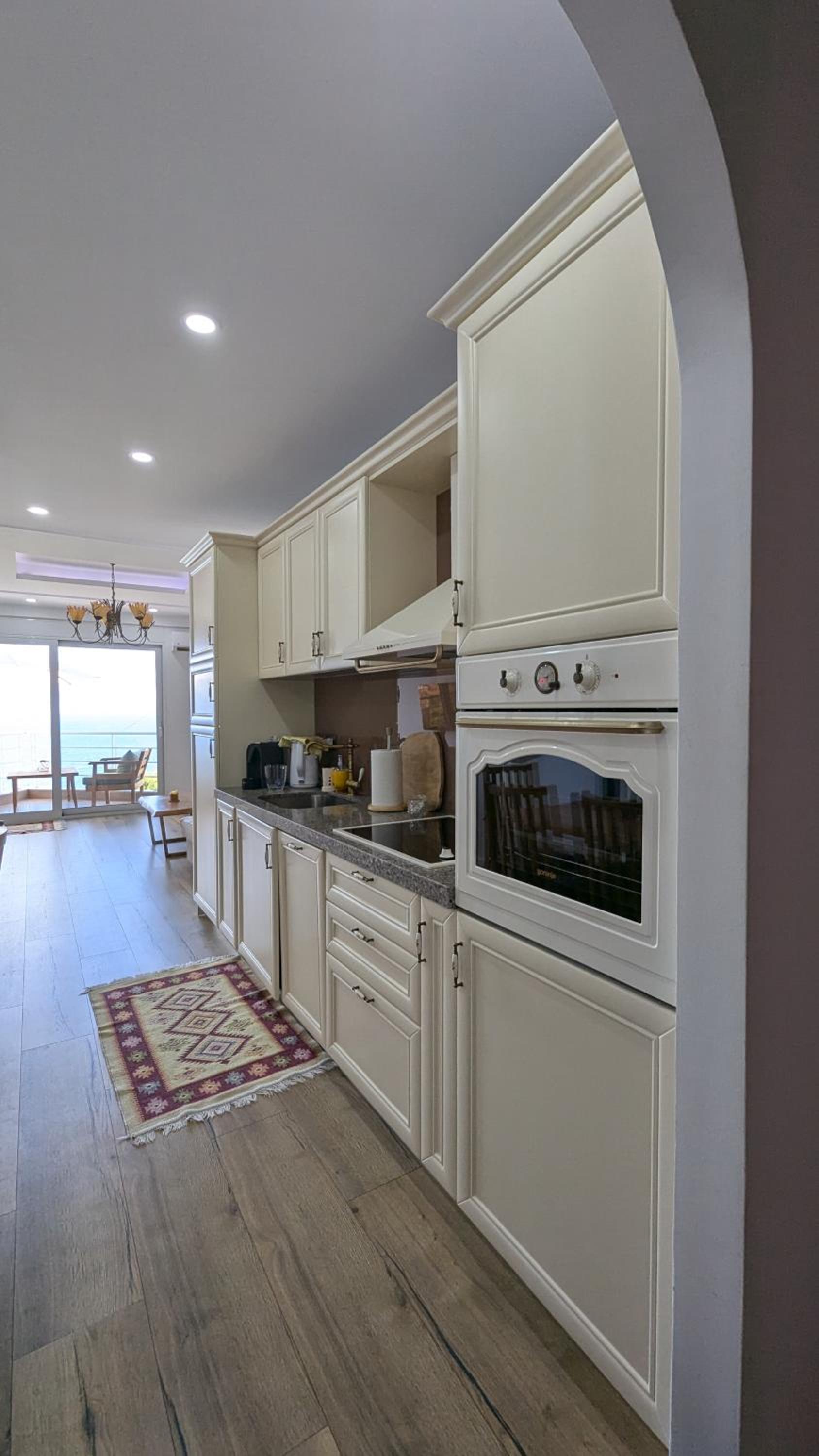 Big Lux Sunset Apartment - incl Parking