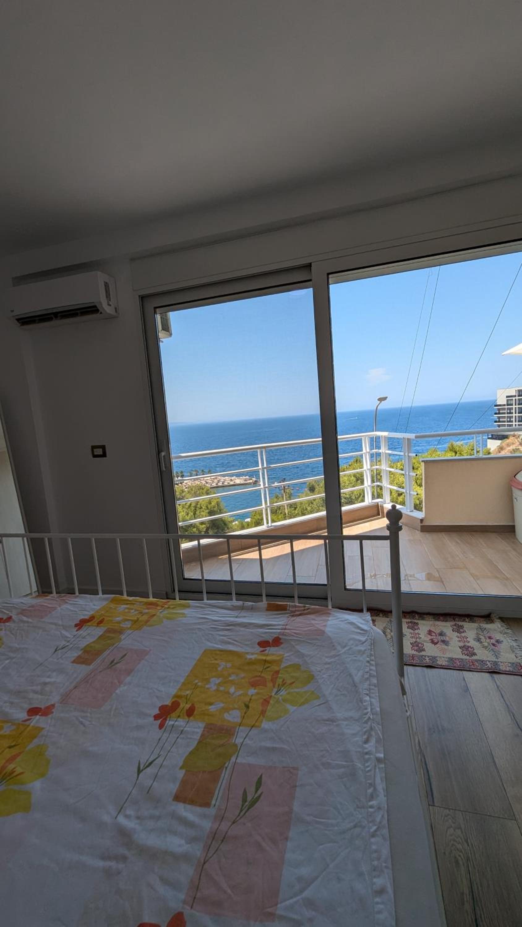 Big Lux Sunset Apartment - incl Parking