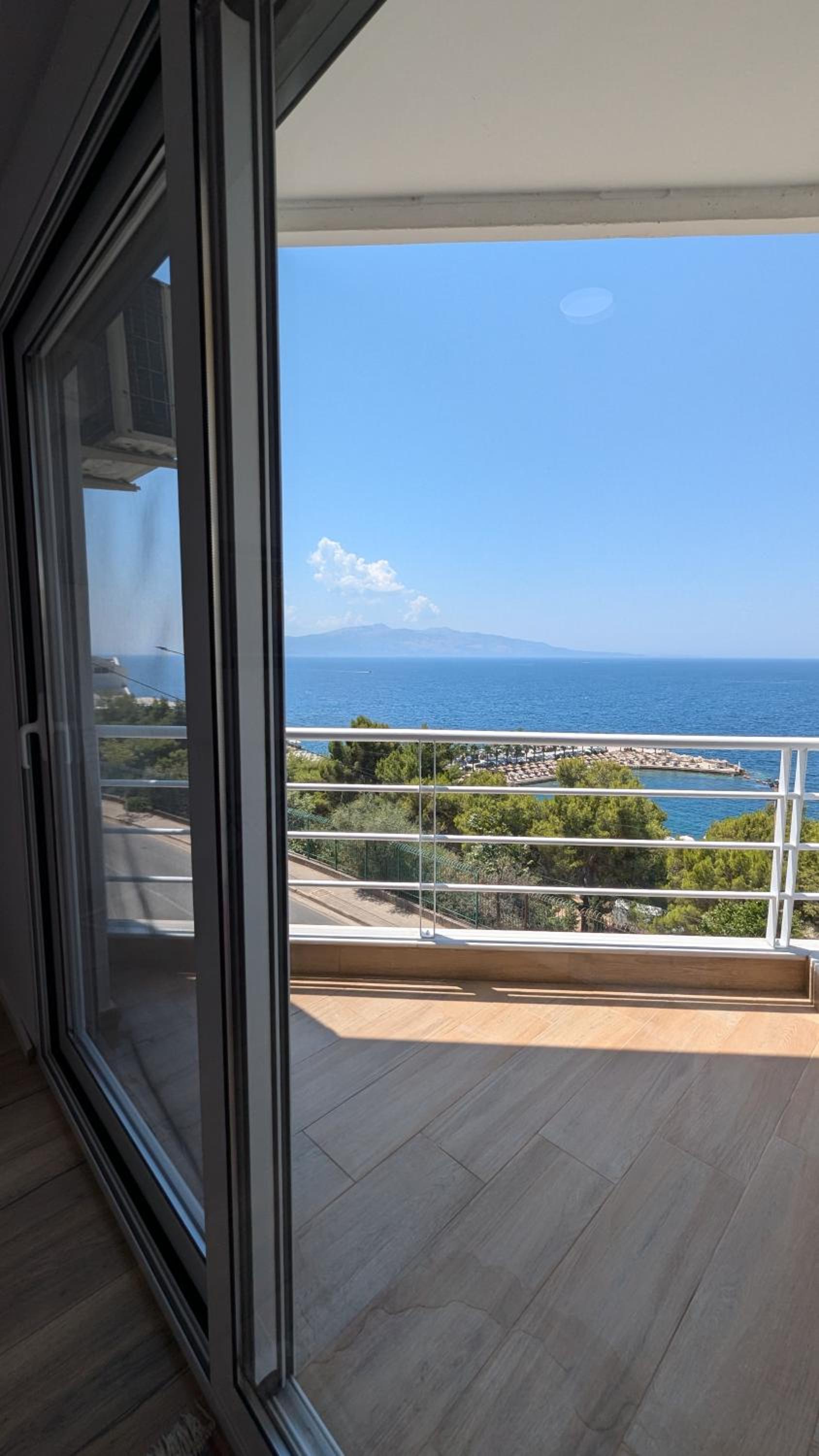 Big Lux Sunset Apartment - incl Parking