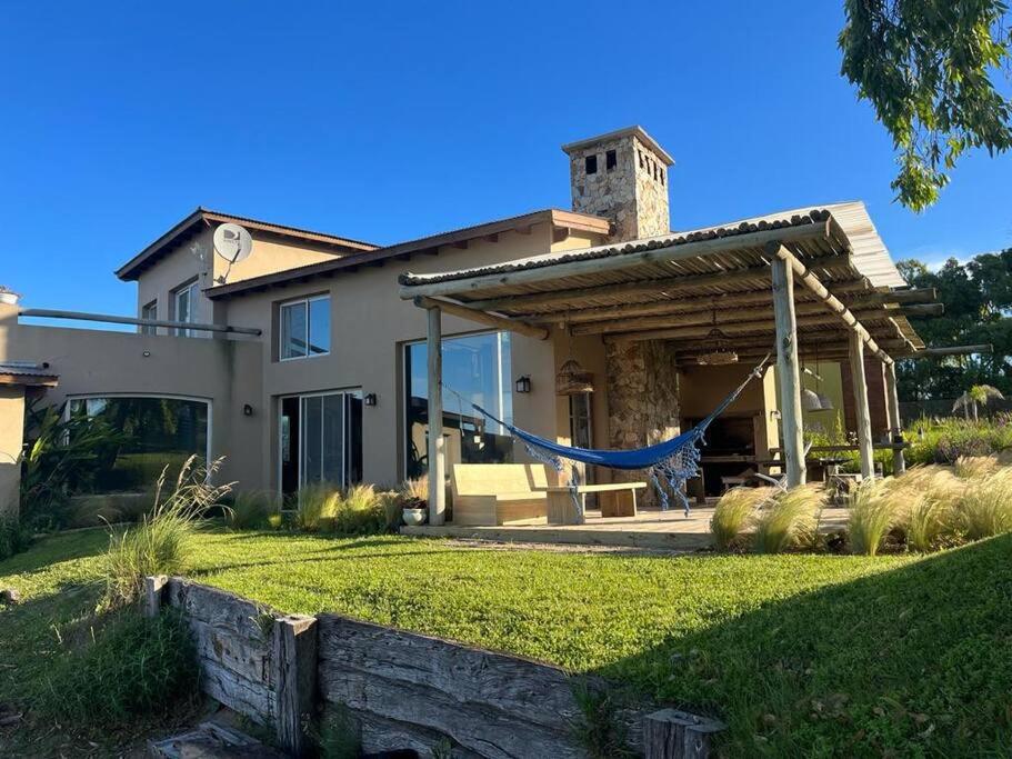 Casa en Costa Esmeralda - Barrio Golf 2