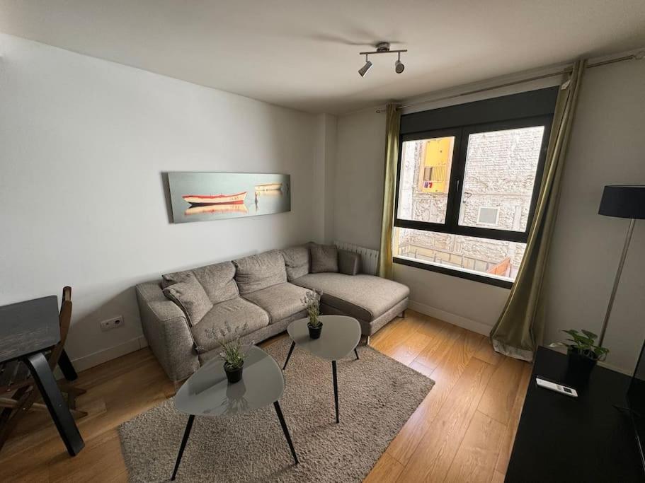 Elegant Apartment photo 2