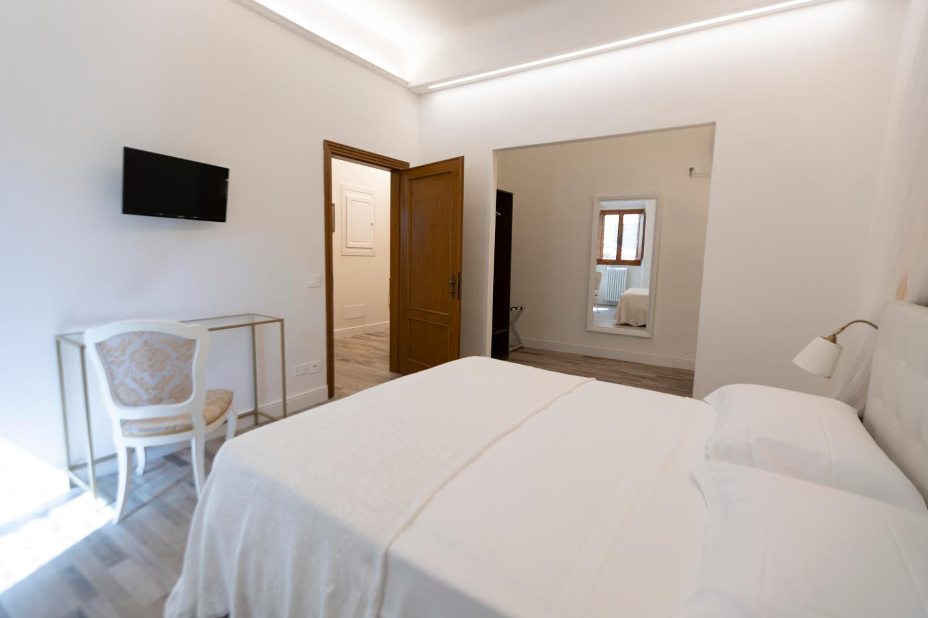 LC41 Suites