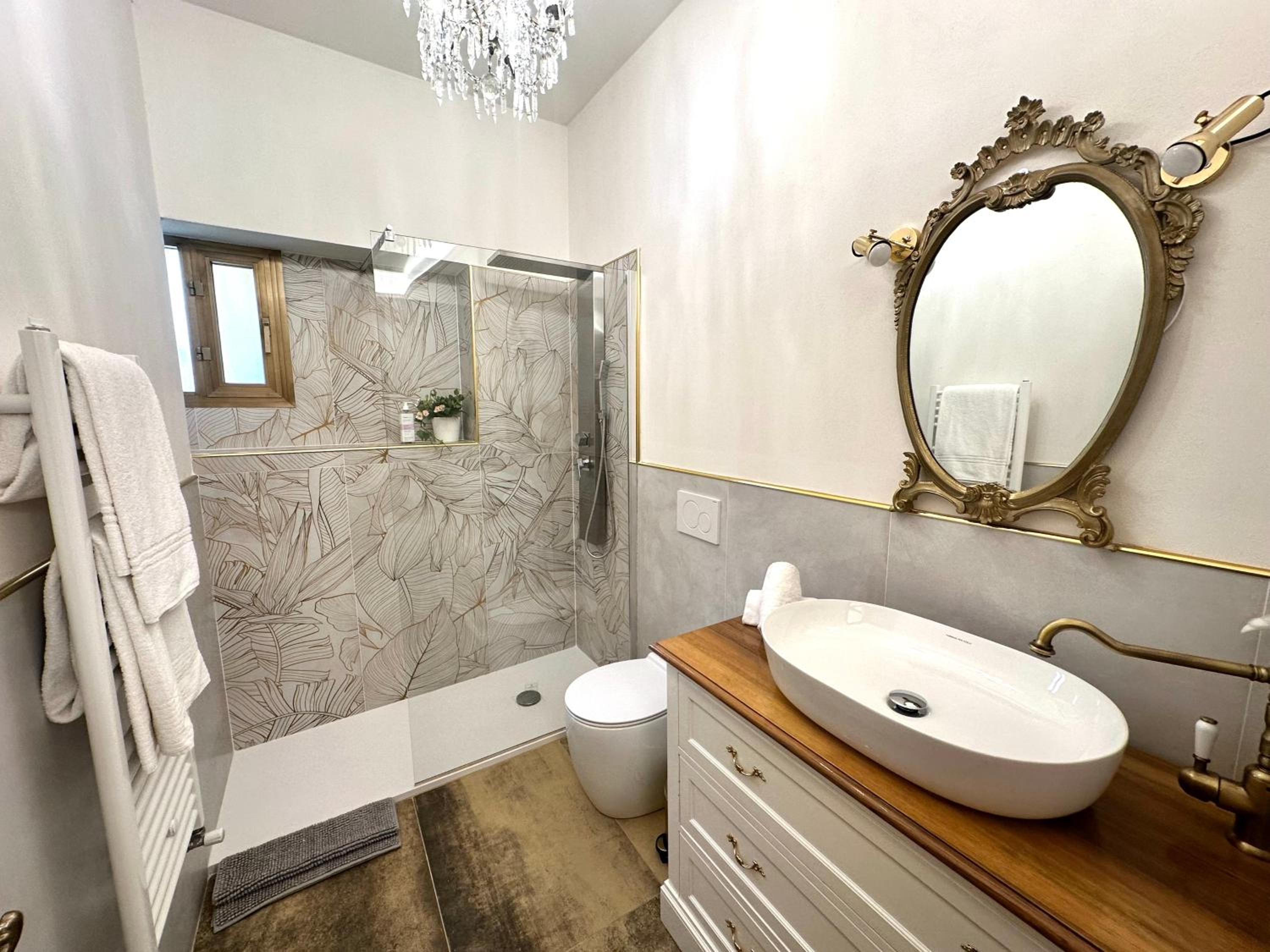 LC41 Suites