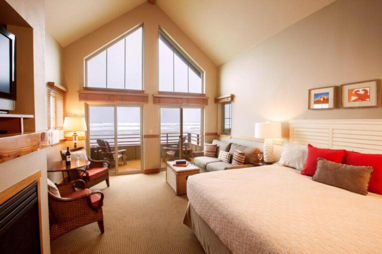 The Ocean Lodge