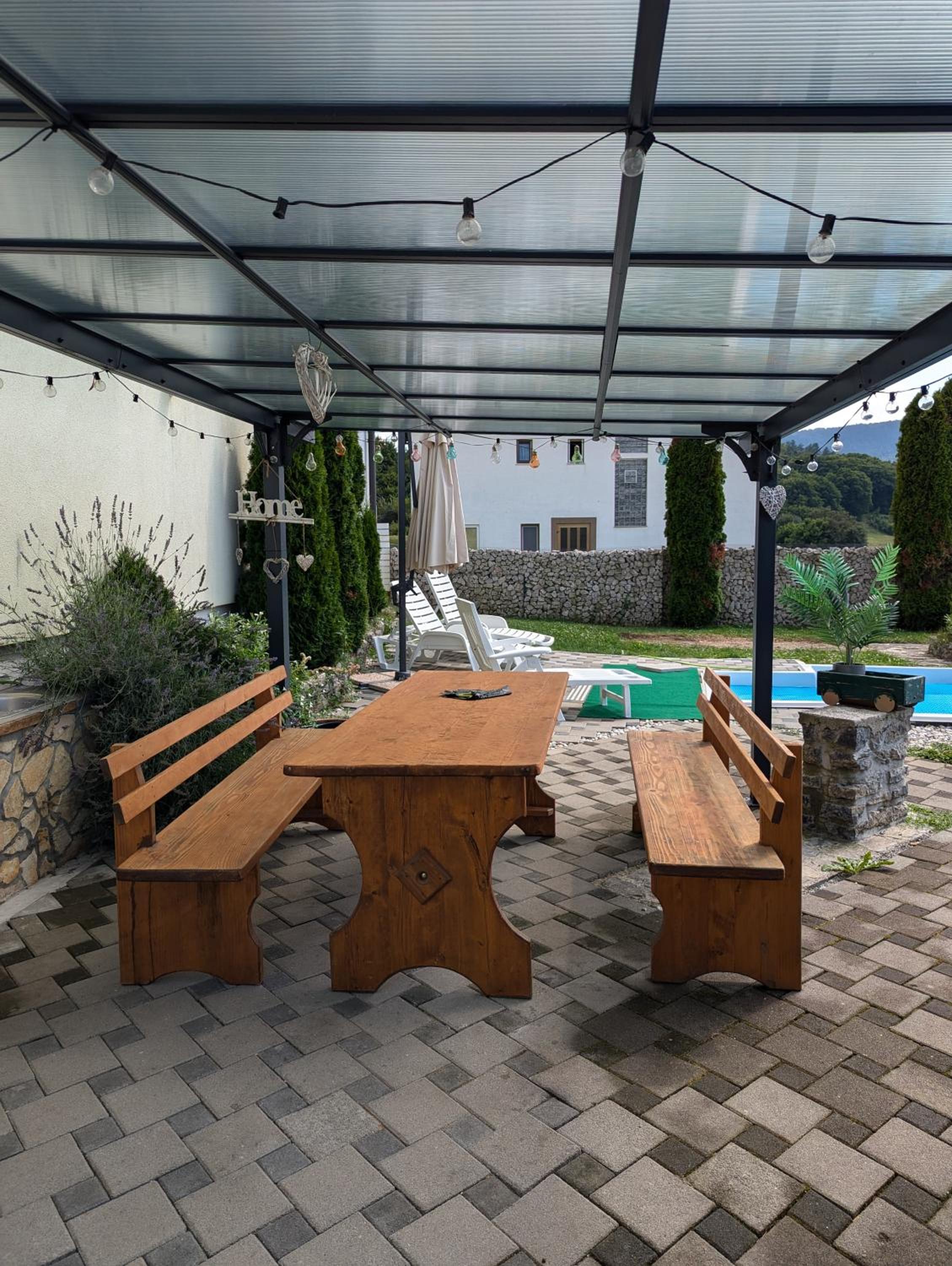 Ferienwohnung Luna mit Pool