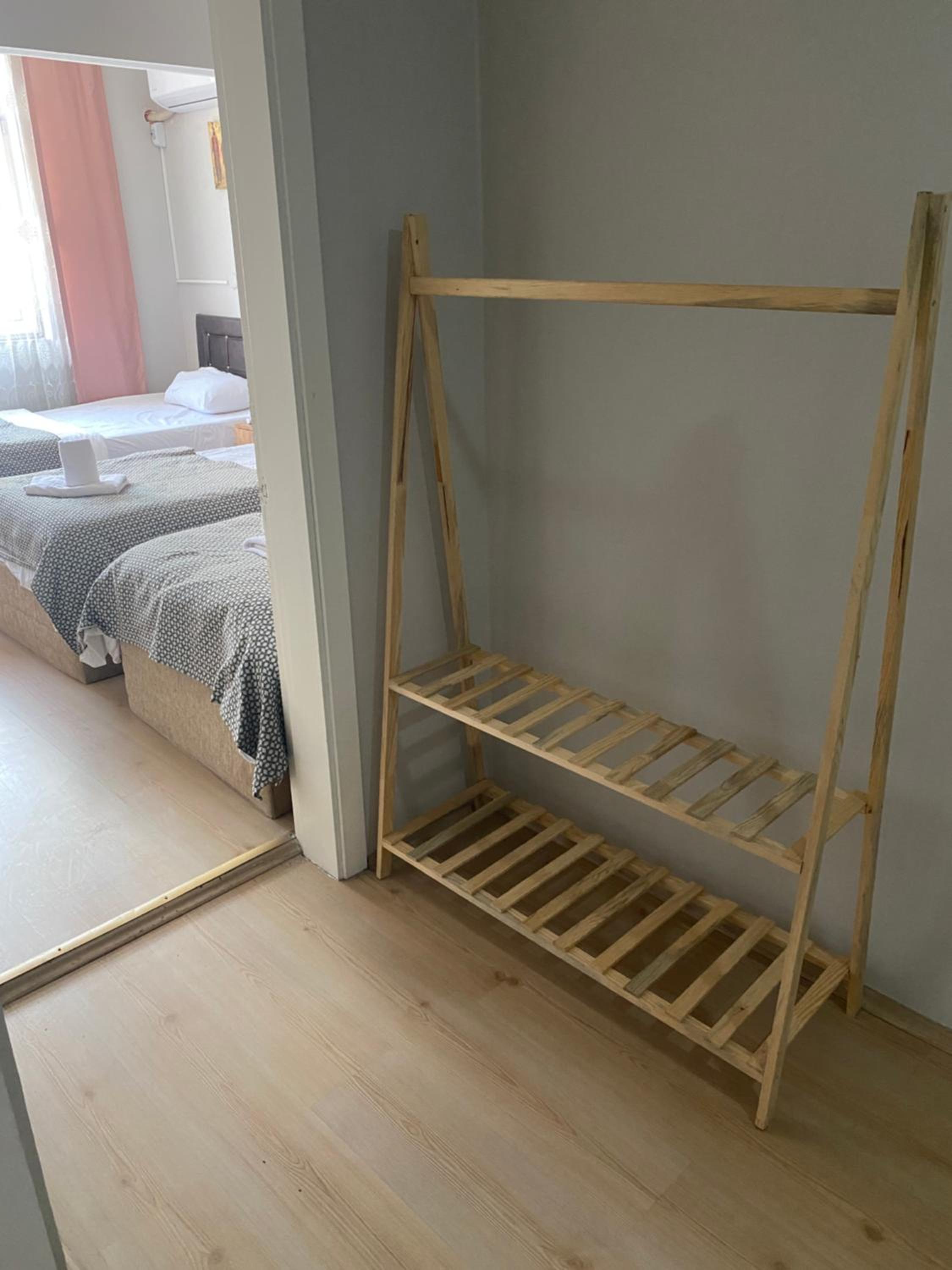 Tramvaya yakın, merkezi,2BD,asansörlü,ücretsiz otoparklı,3 klimalı