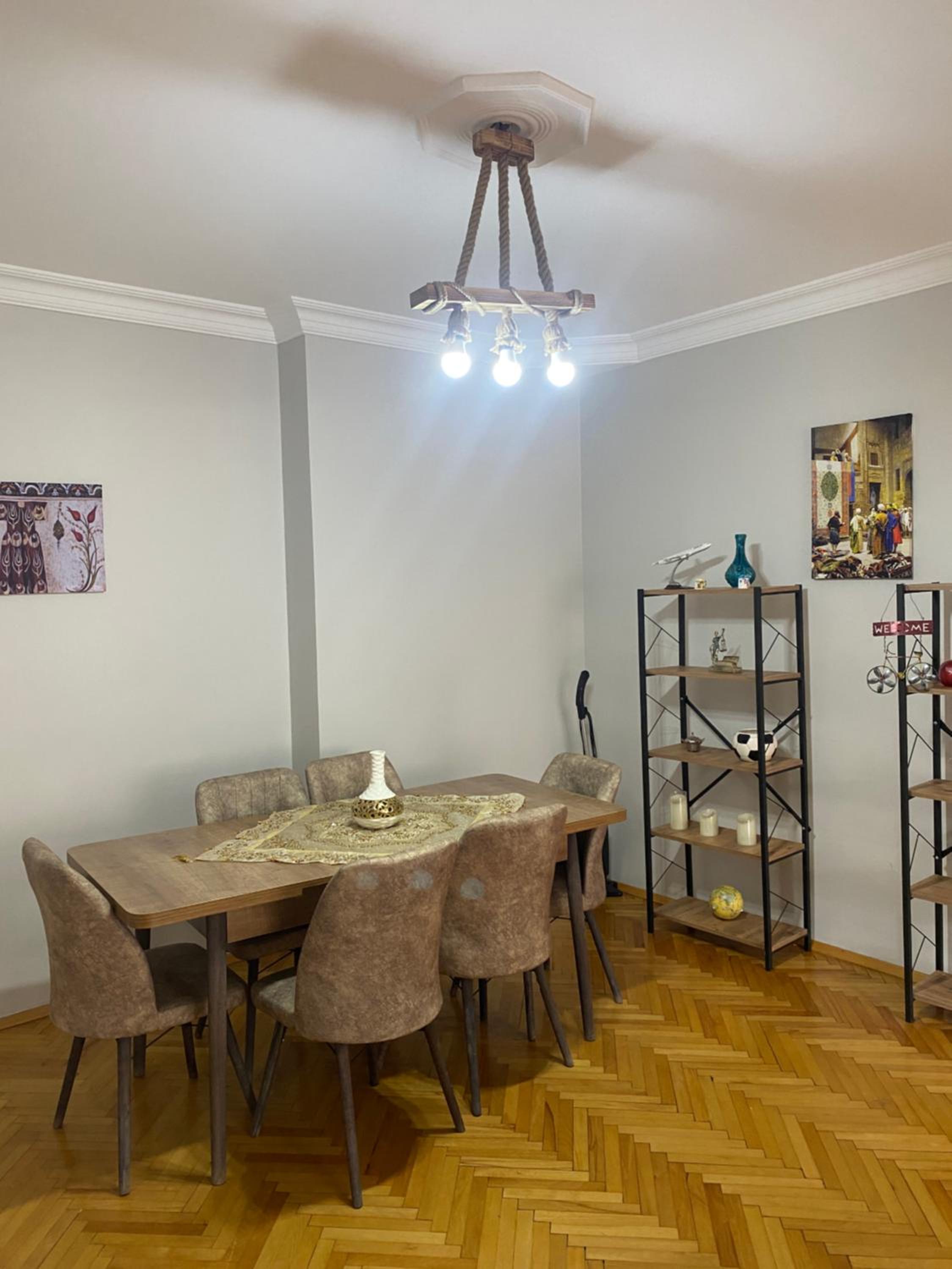 Tramvaya yakın, merkezi,2BD,asansörlü,ücretsiz otoparklı,3 klimalı