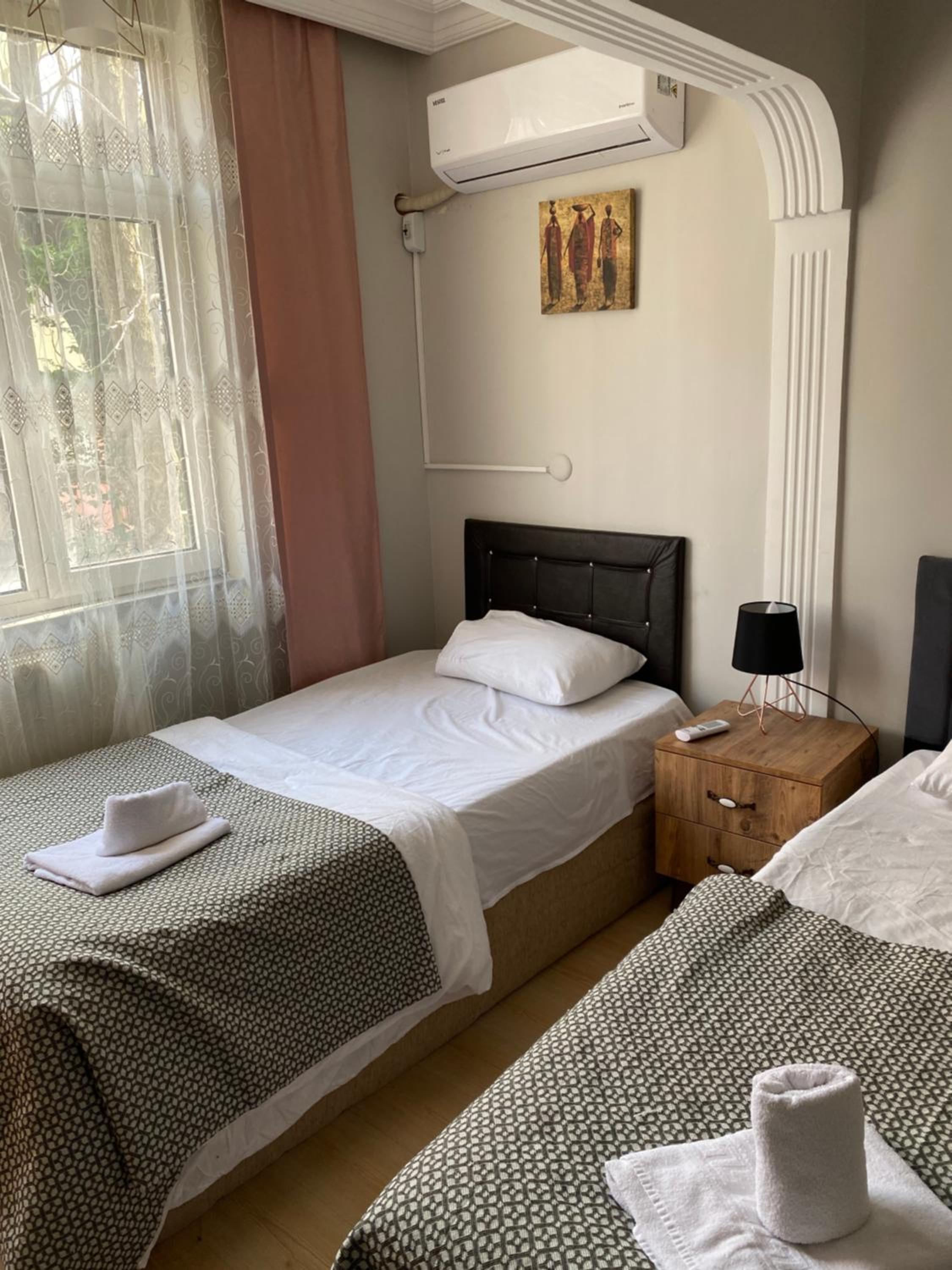 Tramvaya yakın, merkezi,2BD,asansörlü,ücretsiz otoparklı,3 klimalı