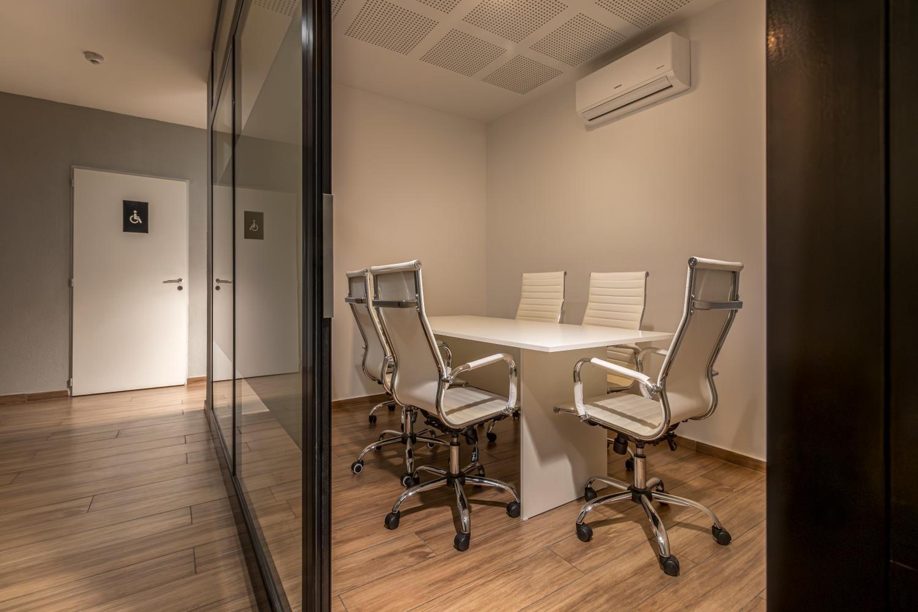 meeting & event spaces