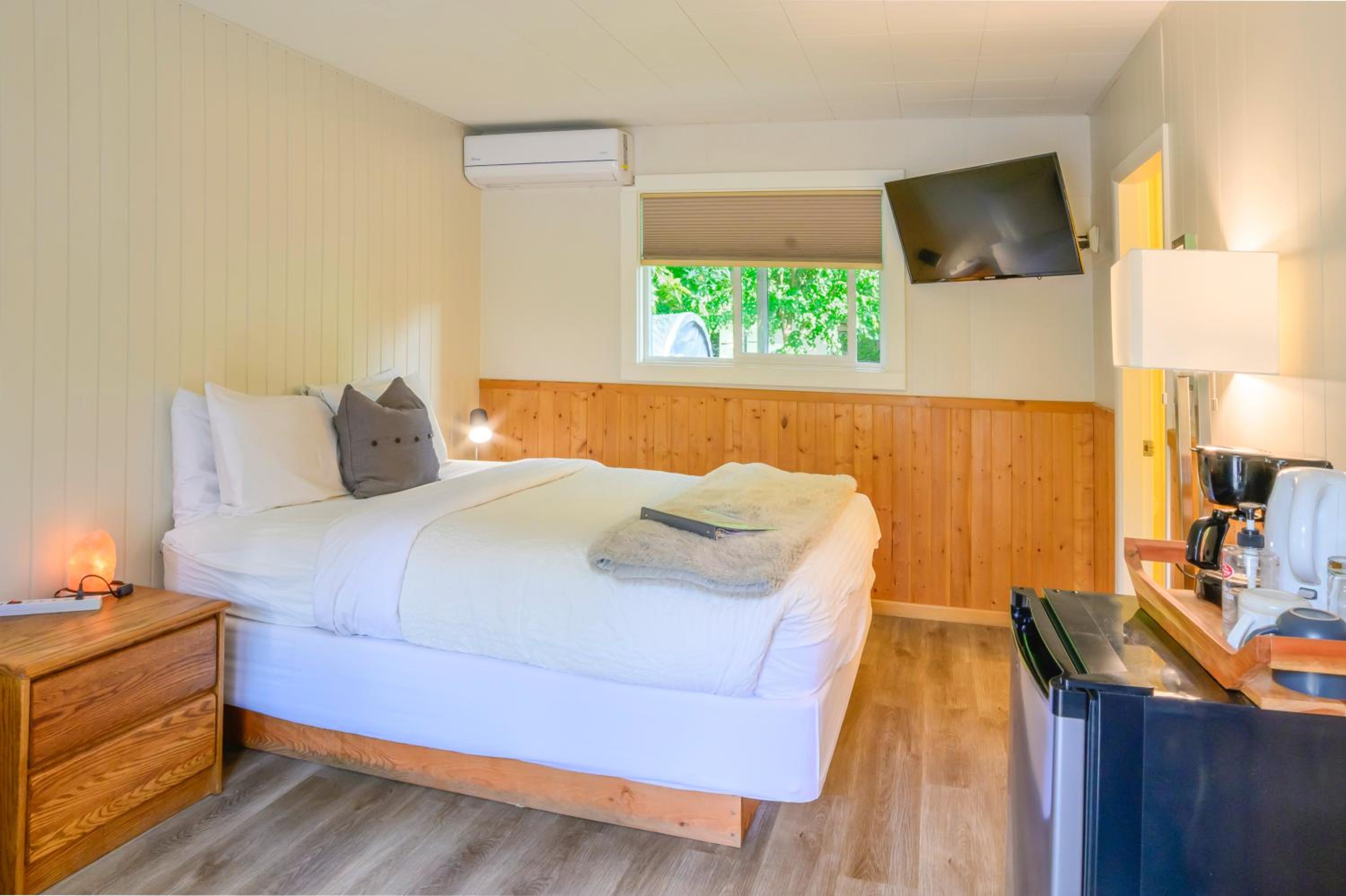Barefoot Villas and Retreat