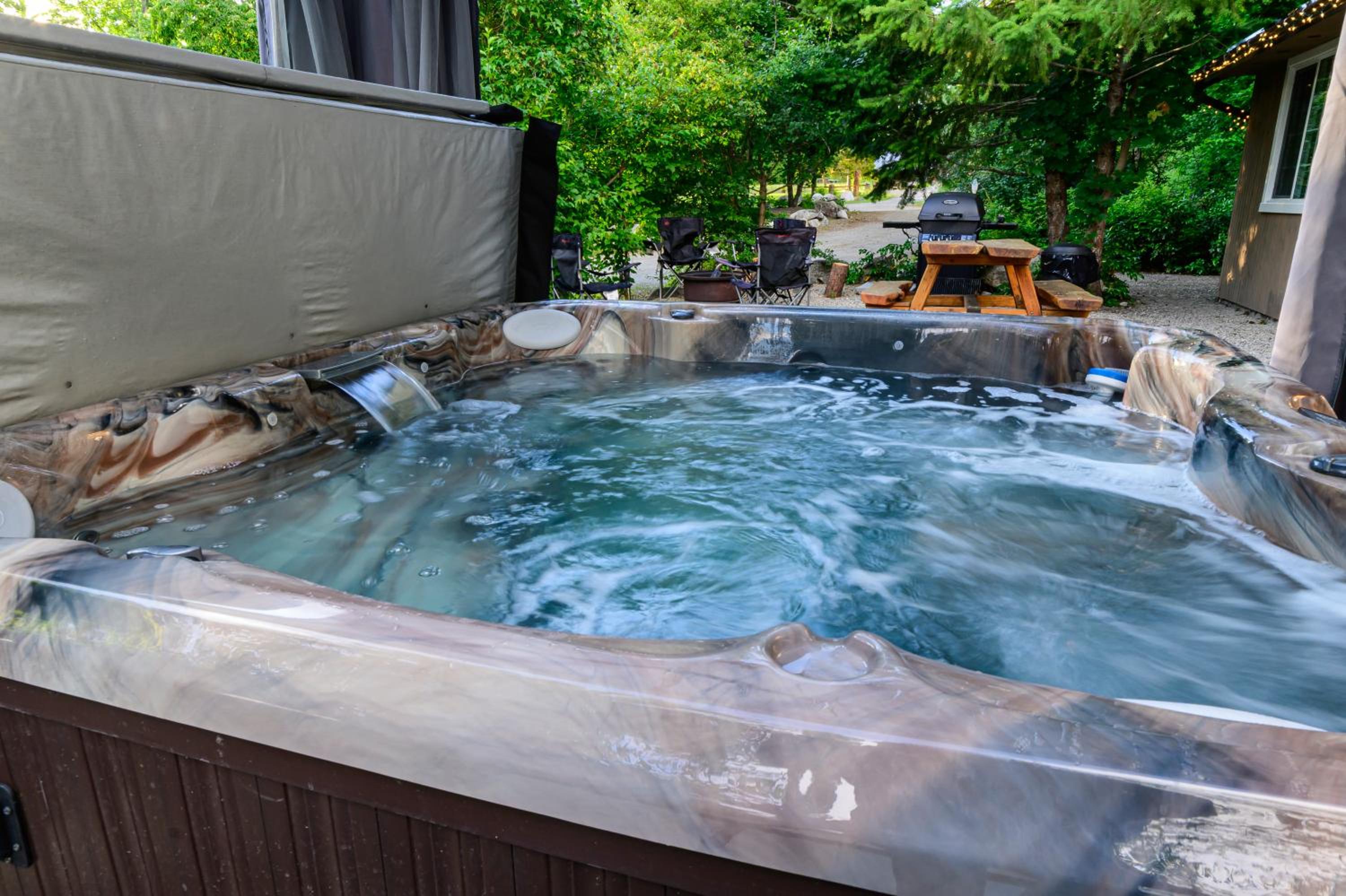 Barefoot Villas and Retreat