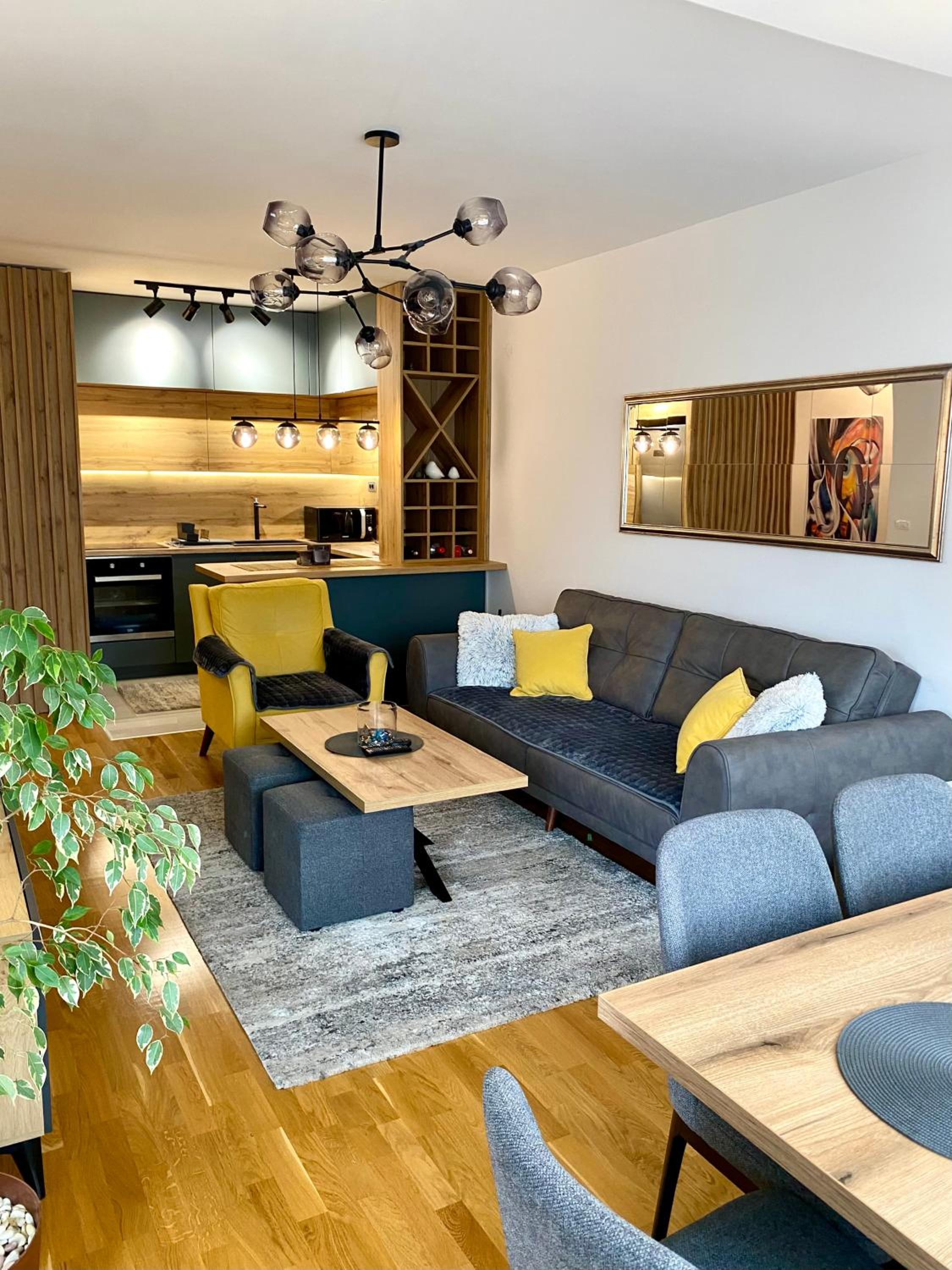 AJ Luxe Residence view 2