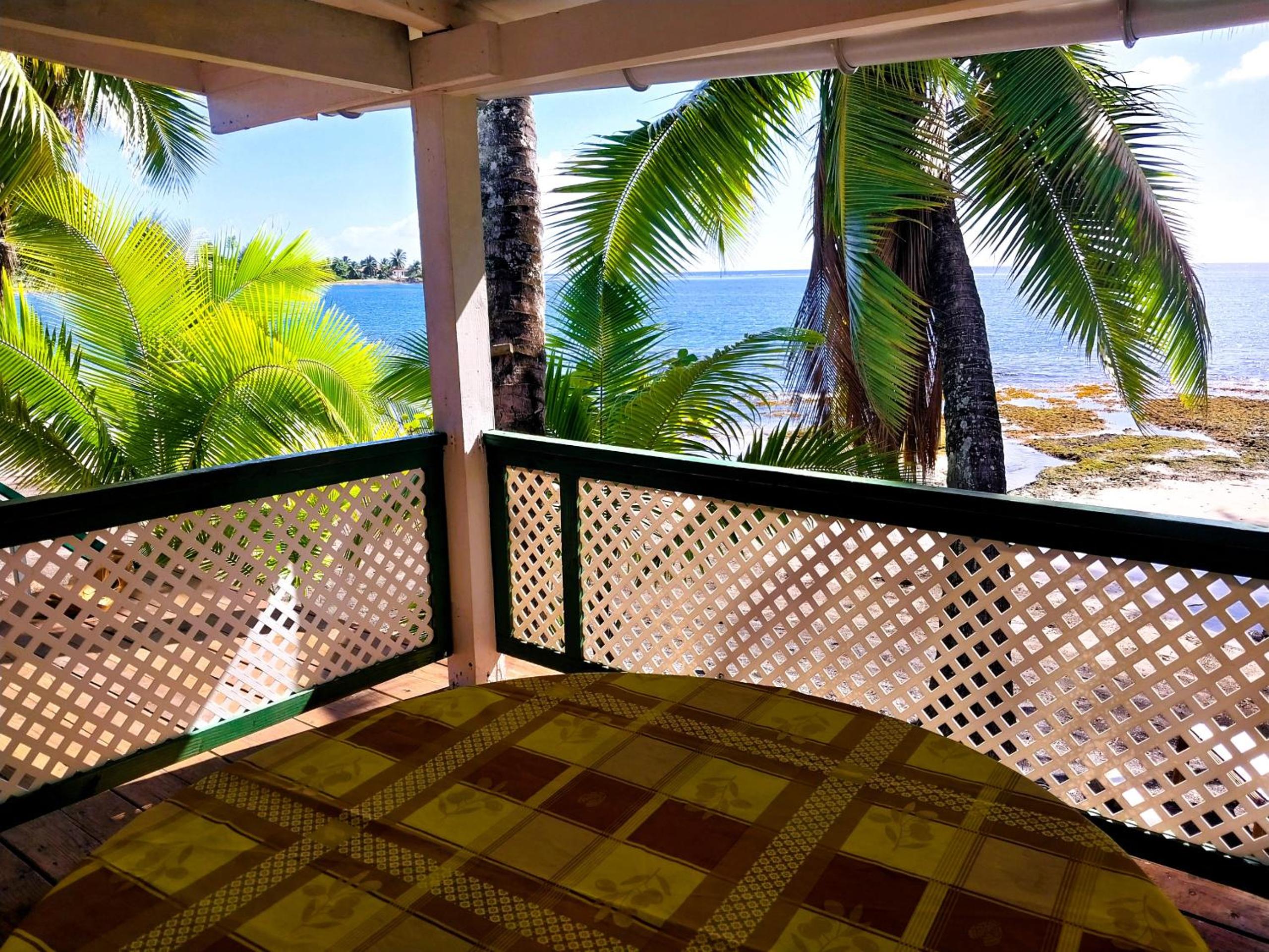 TAHITI - Matavai Bay Cottage