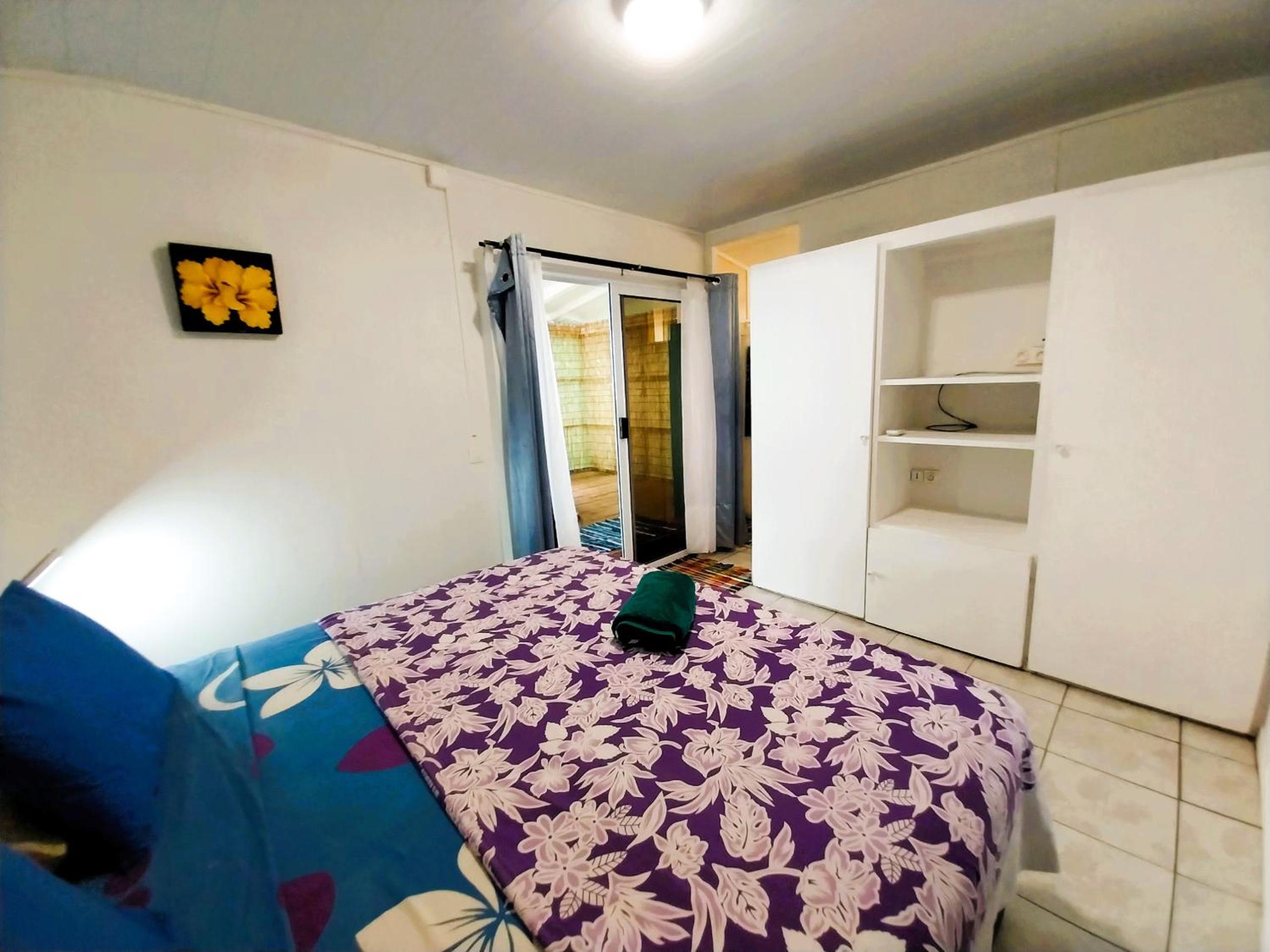 TAHITI - Matavai Bay Cottage