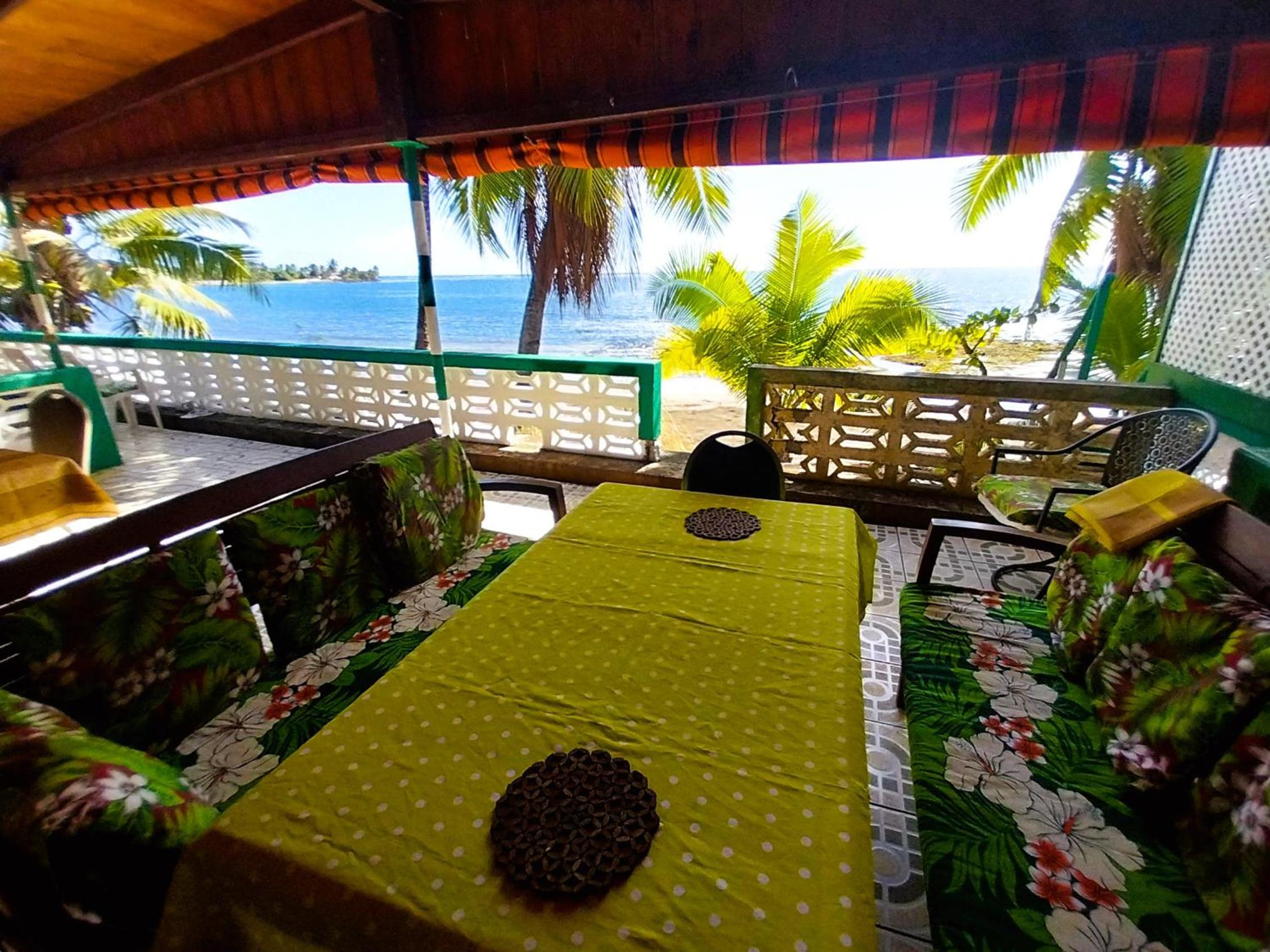TAHITI - Matavai Bay Cottage