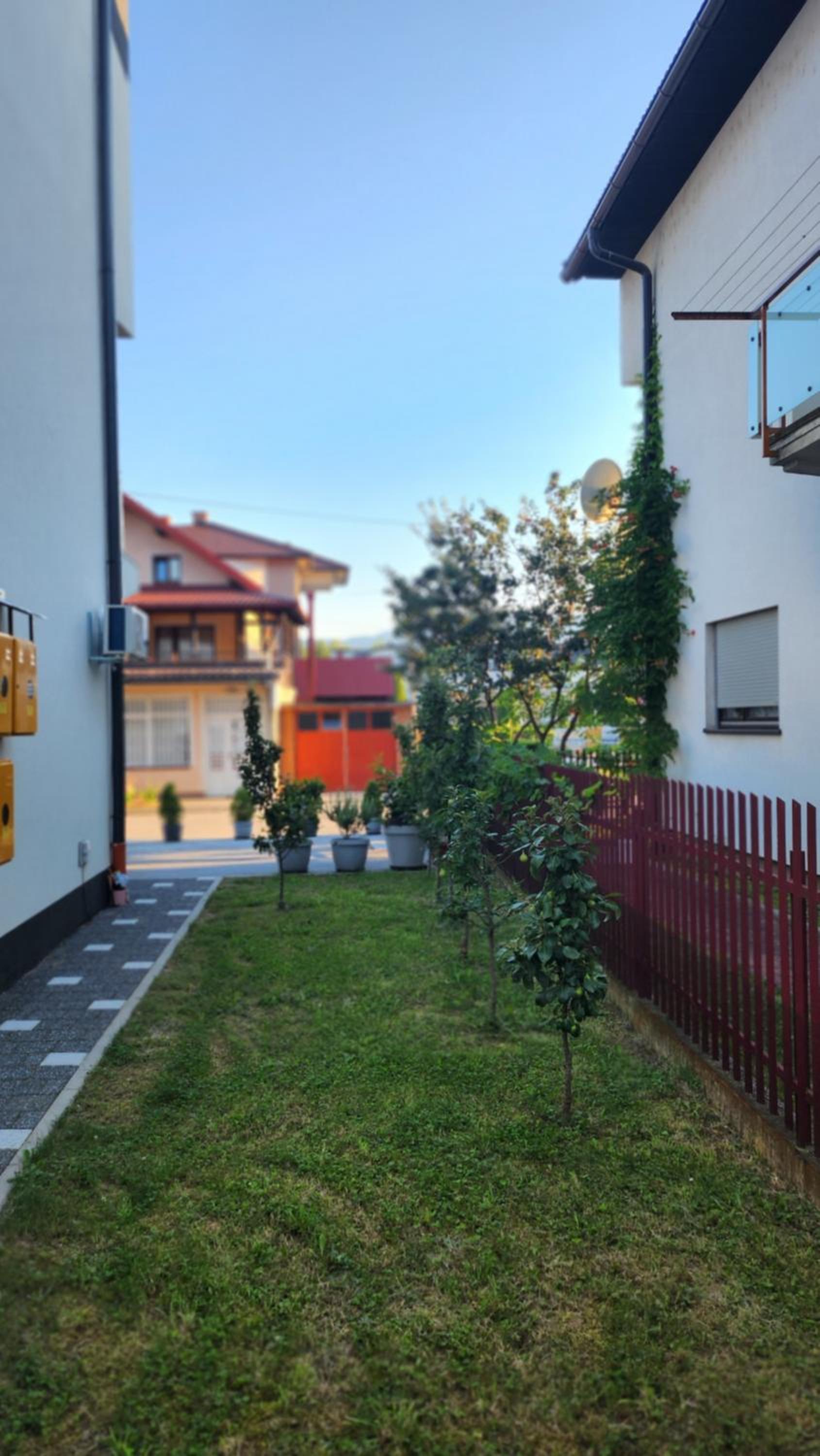 Apartmani Dobrinja - Free parking- Rent a car