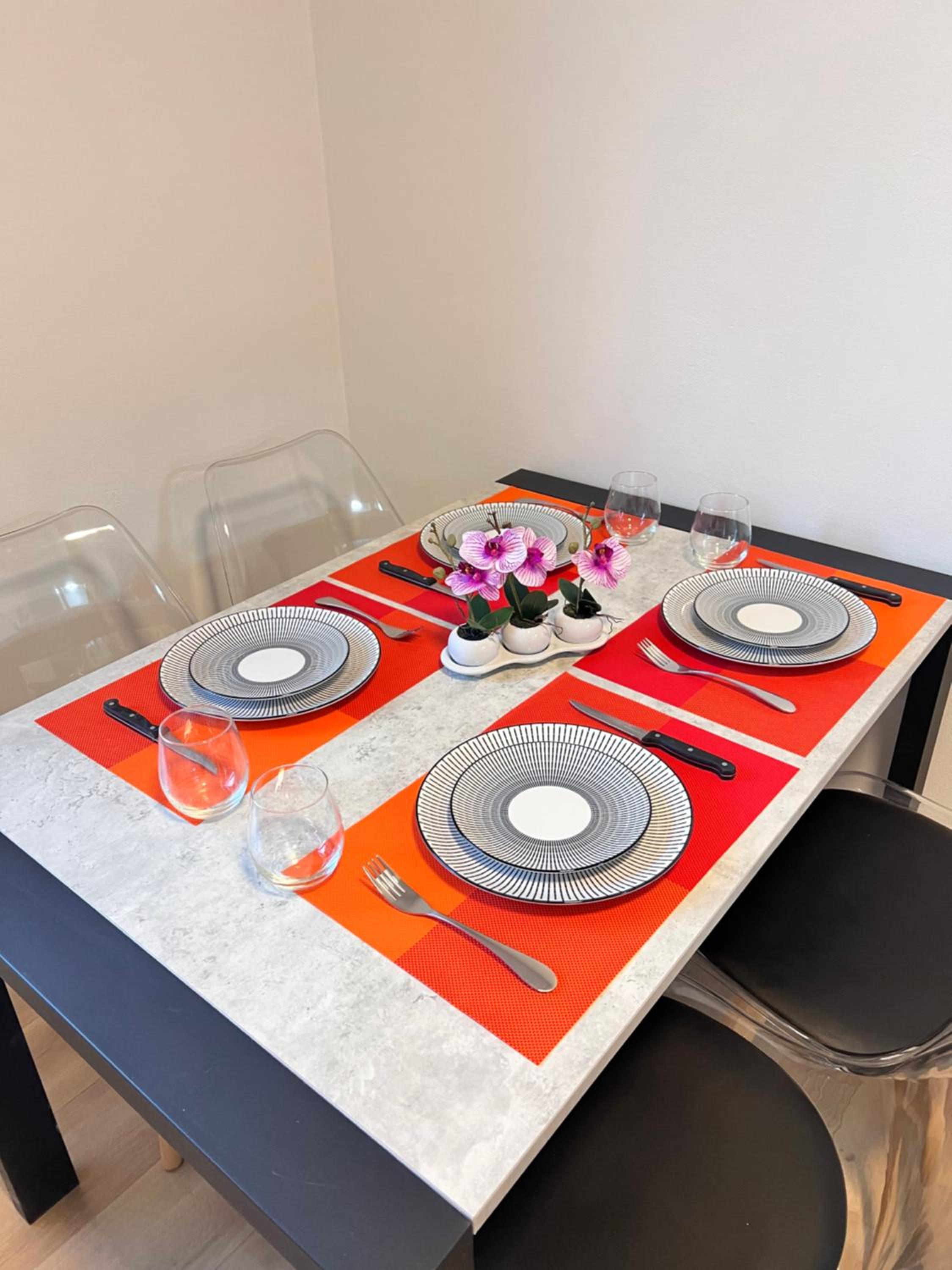 NOZA Appartement 65m2, 2 chambres - RDC, Parking gratuit, Nantes agglo Rezé