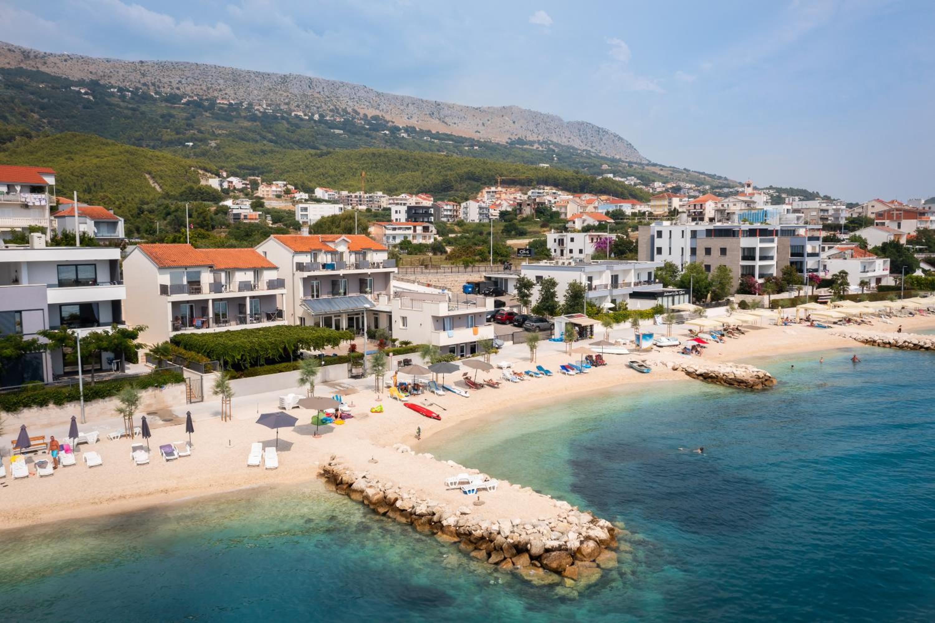 Seaside Luxury Suites