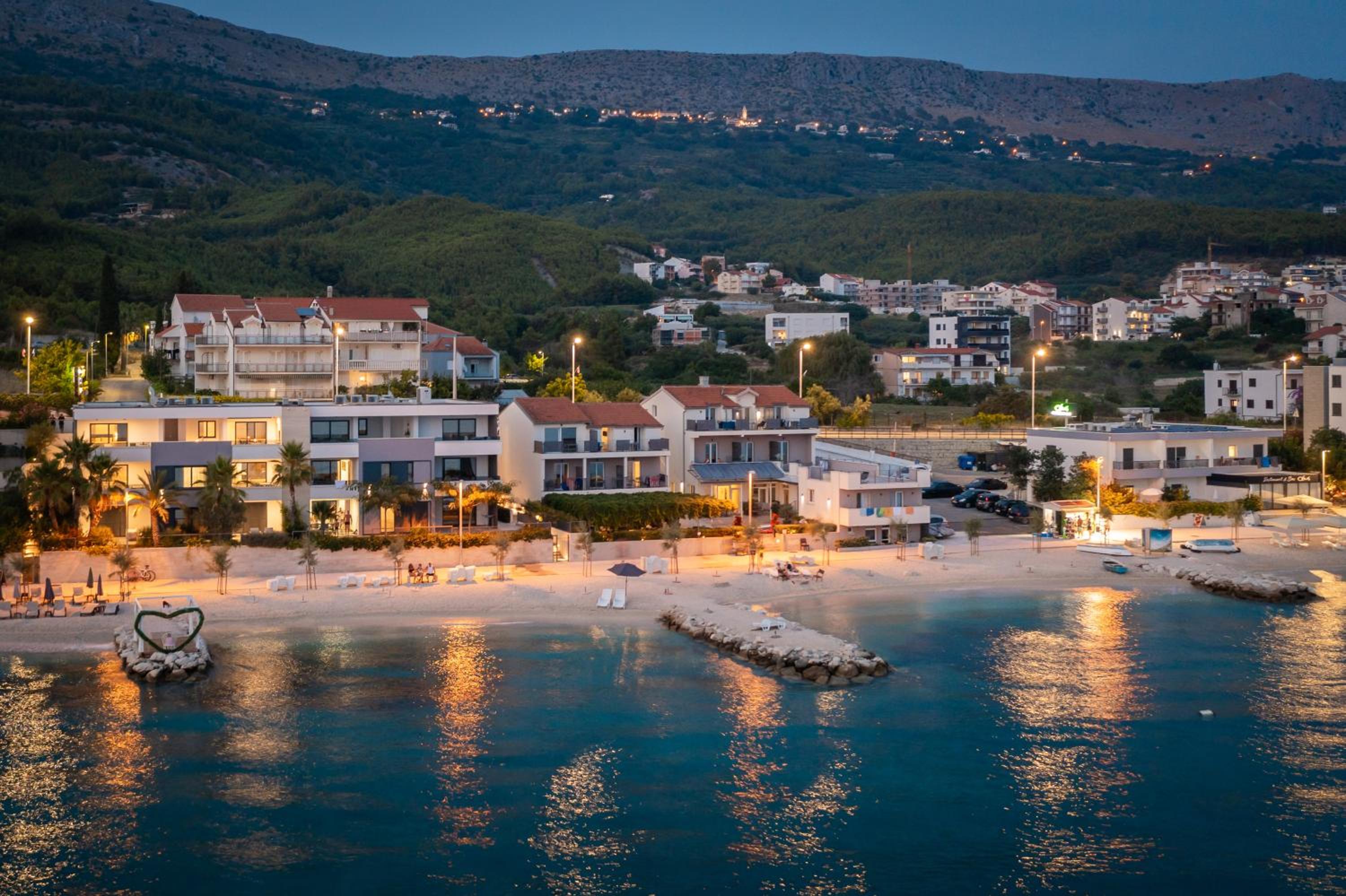 Seaside Luxury Suites