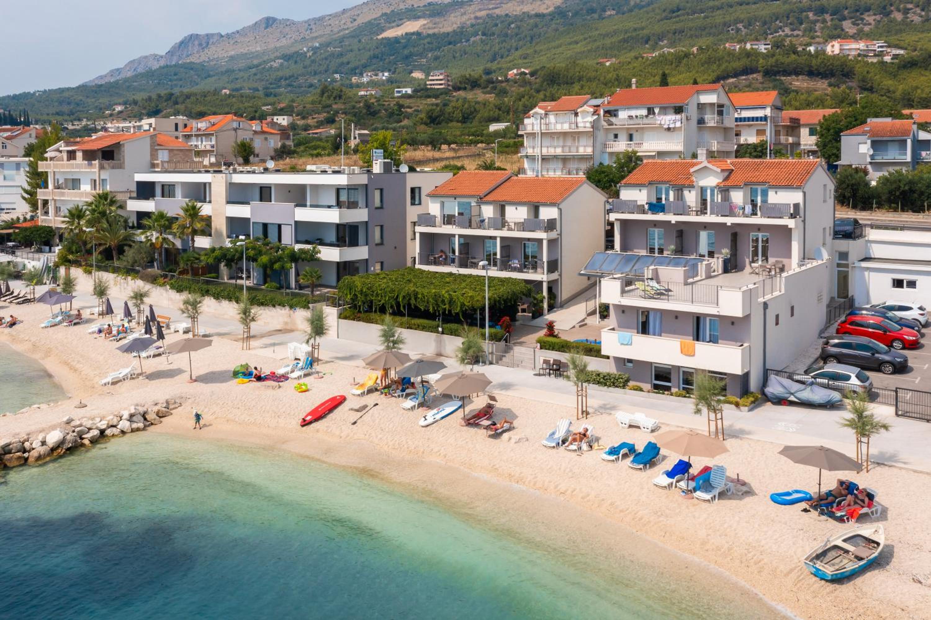 Seaside Luxury Suites