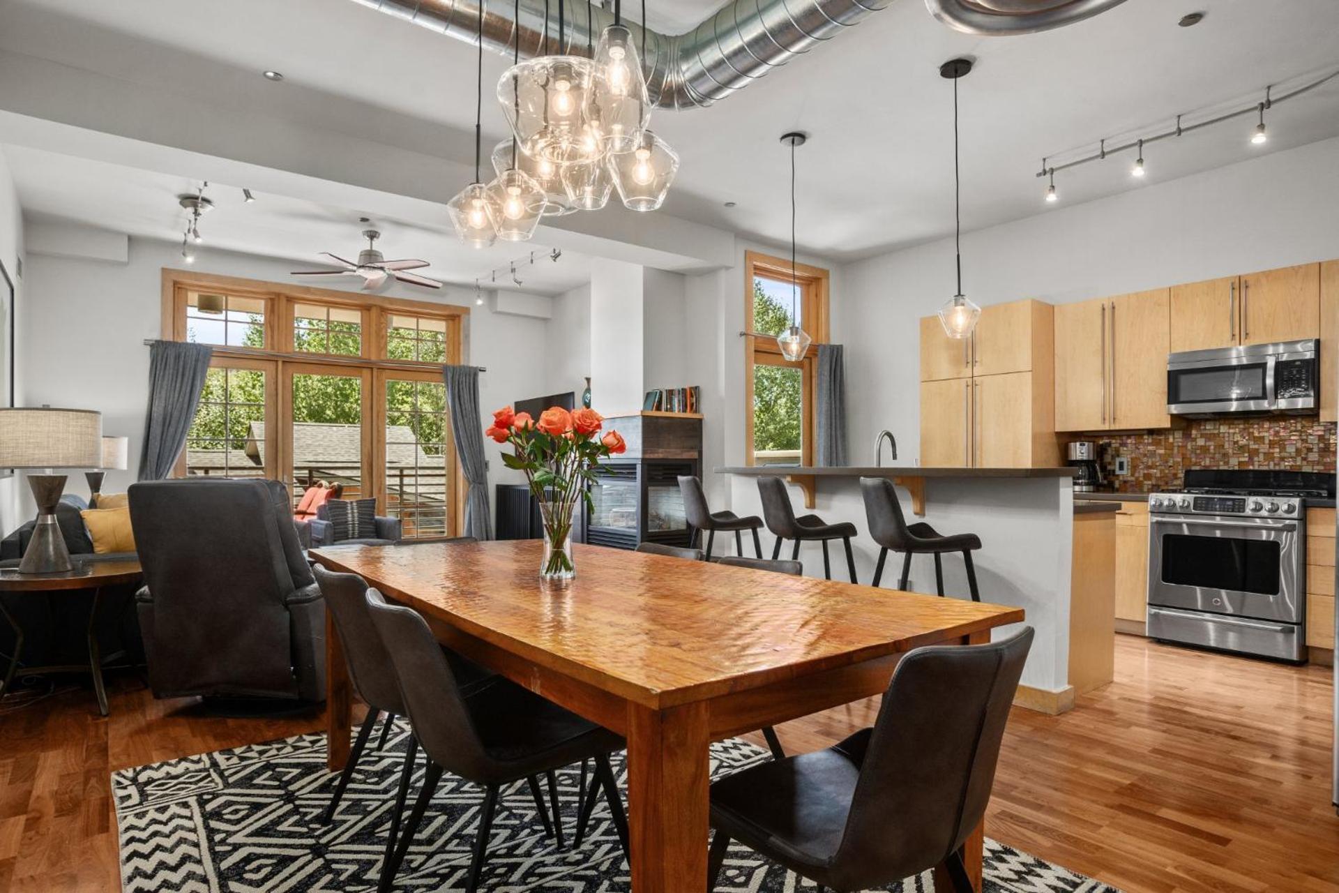 Urban Loft in Downtown Steamboat - Upscale Luxury view 4