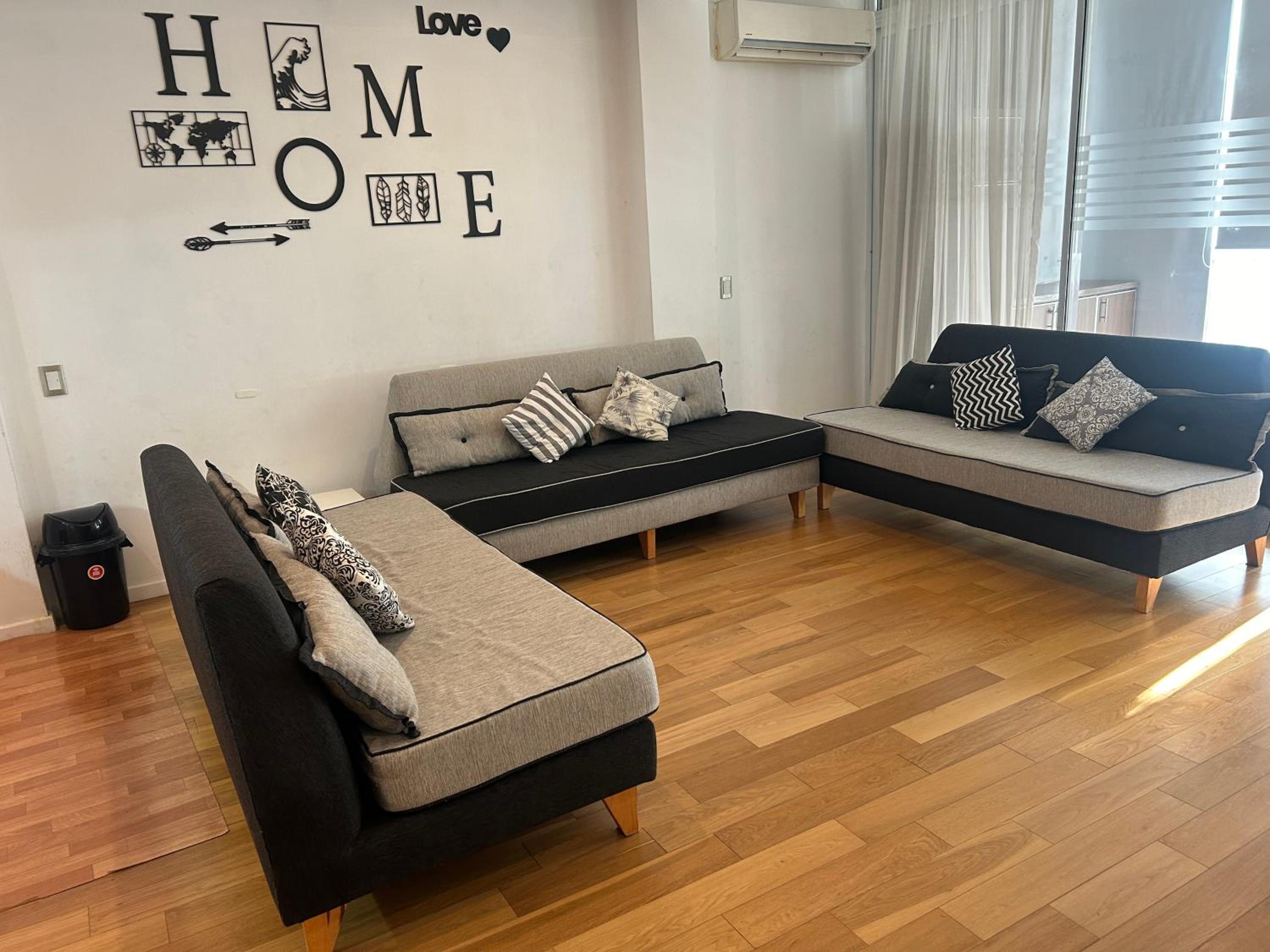 Amplio apartamento turístico San Telmo - Buenos Aires !!