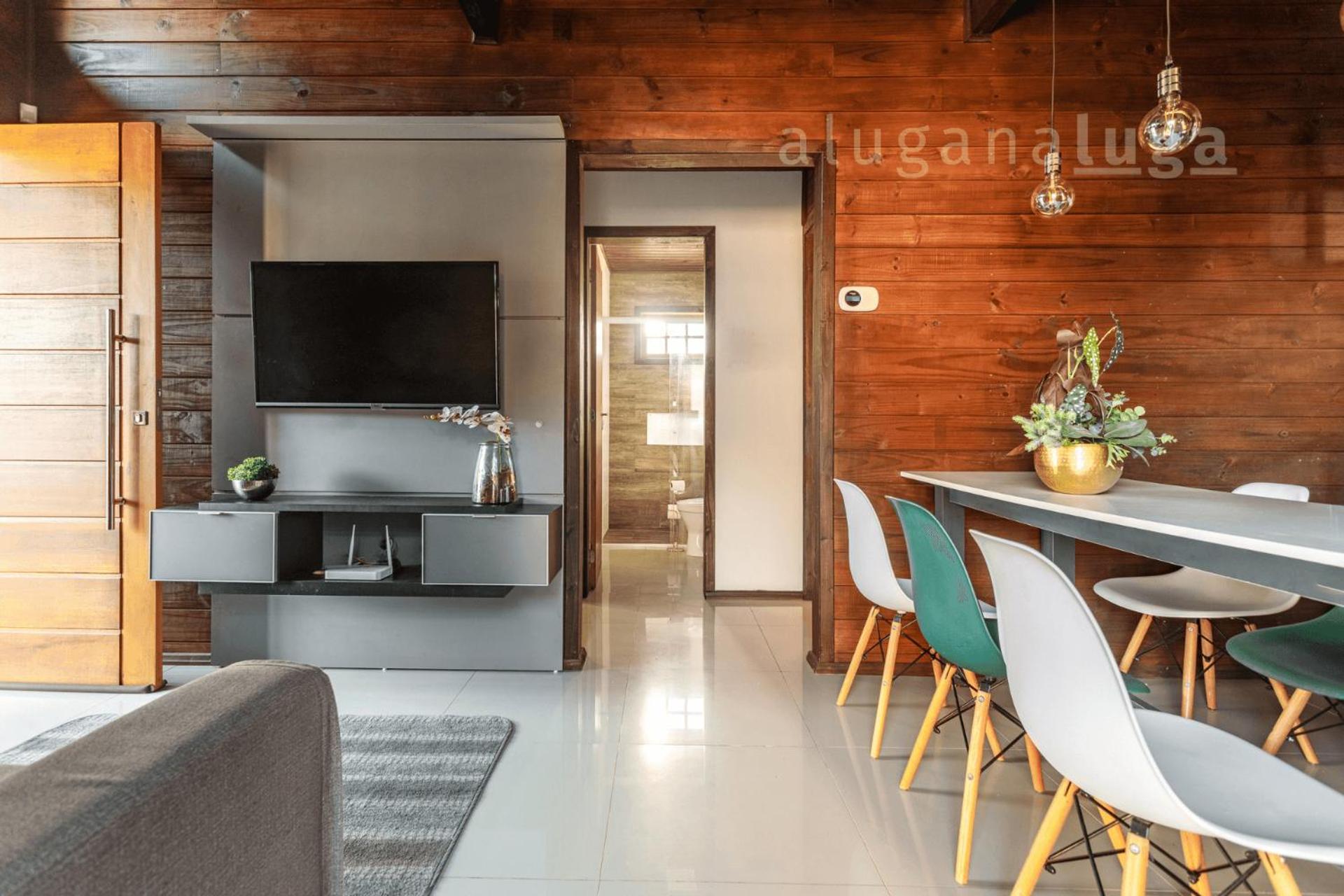 Ogram House Complete Space with Jacuzzi + Beach