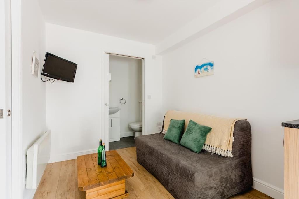 Withernsea Studio Apt & Sofa bed view 4