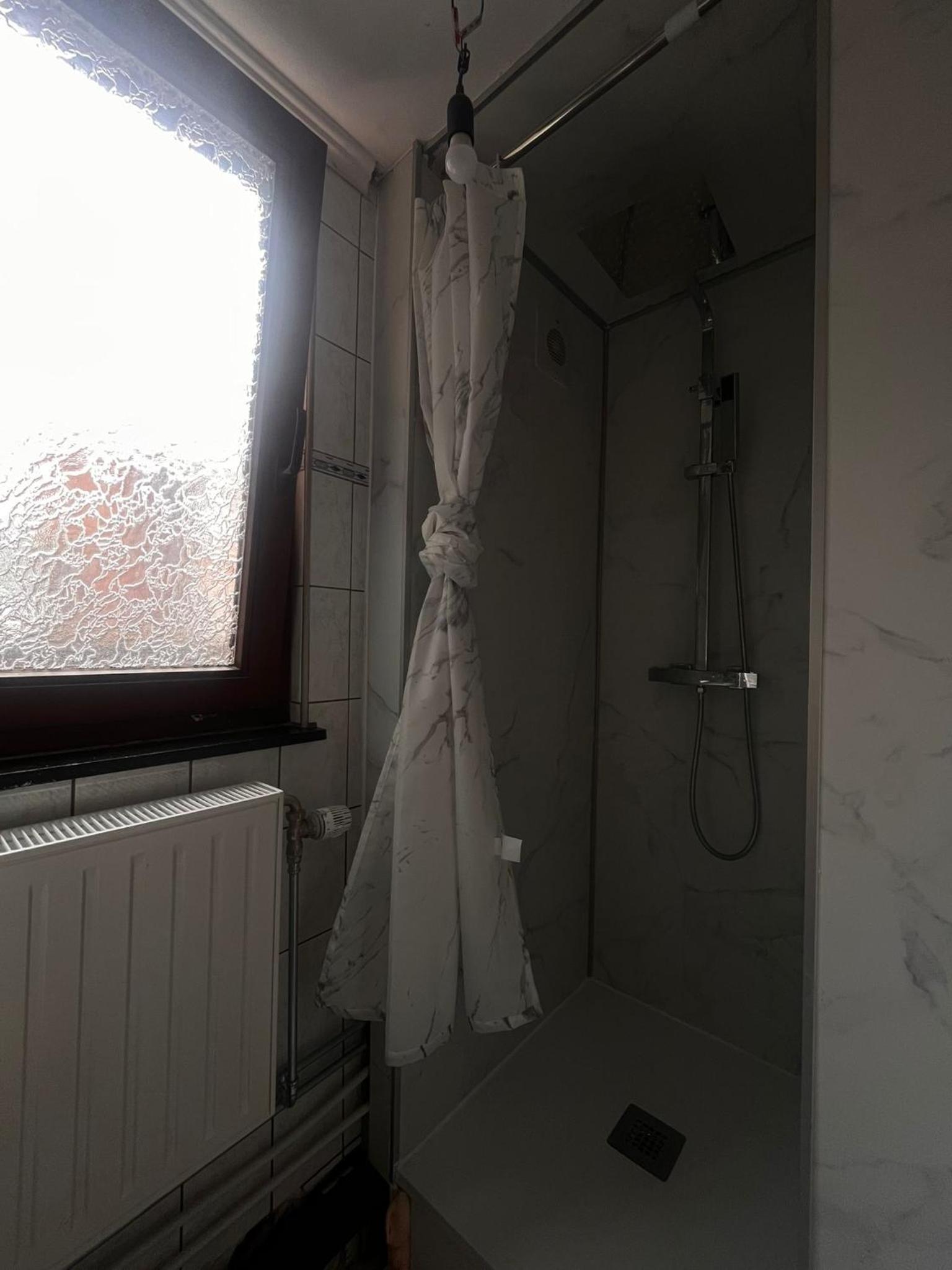 Chambre privé avec salle de bain privé
