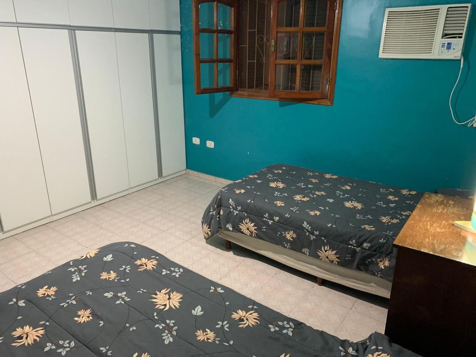 Casa para 10 personas, a minutos del nodo, del estadio y el centro