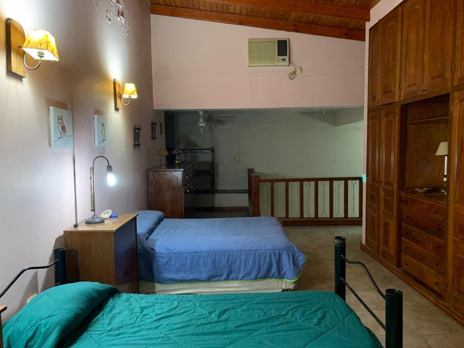 Casa para 10 personas, a minutos del nodo, del estadio y el centro
