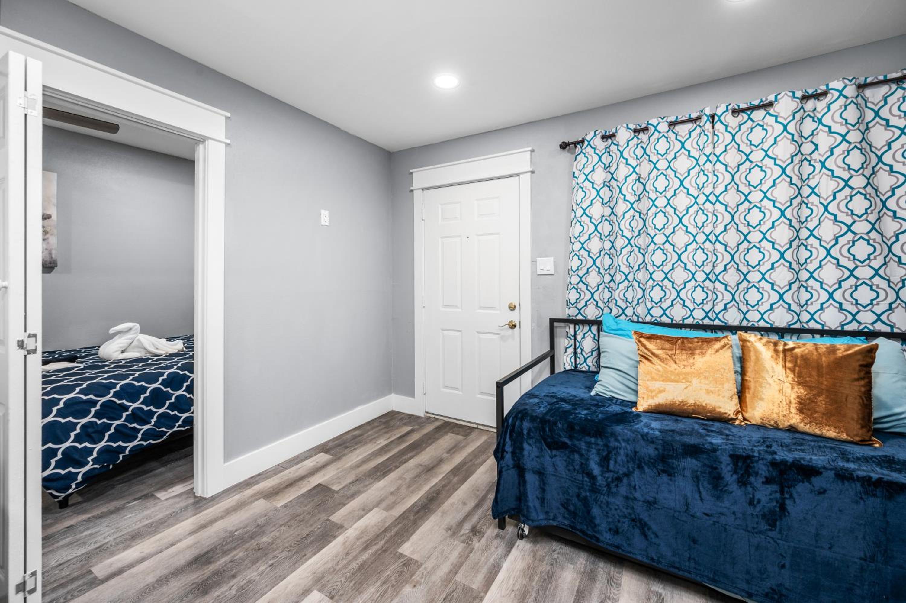 Central Heights 2BR Oasis with Pool & Free Park view 3