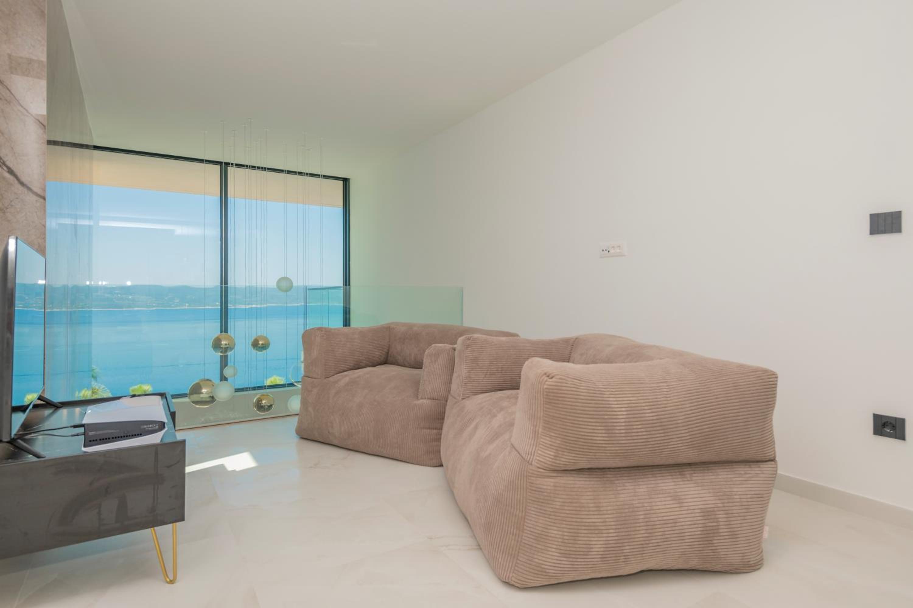Luxury Villa Hedonia