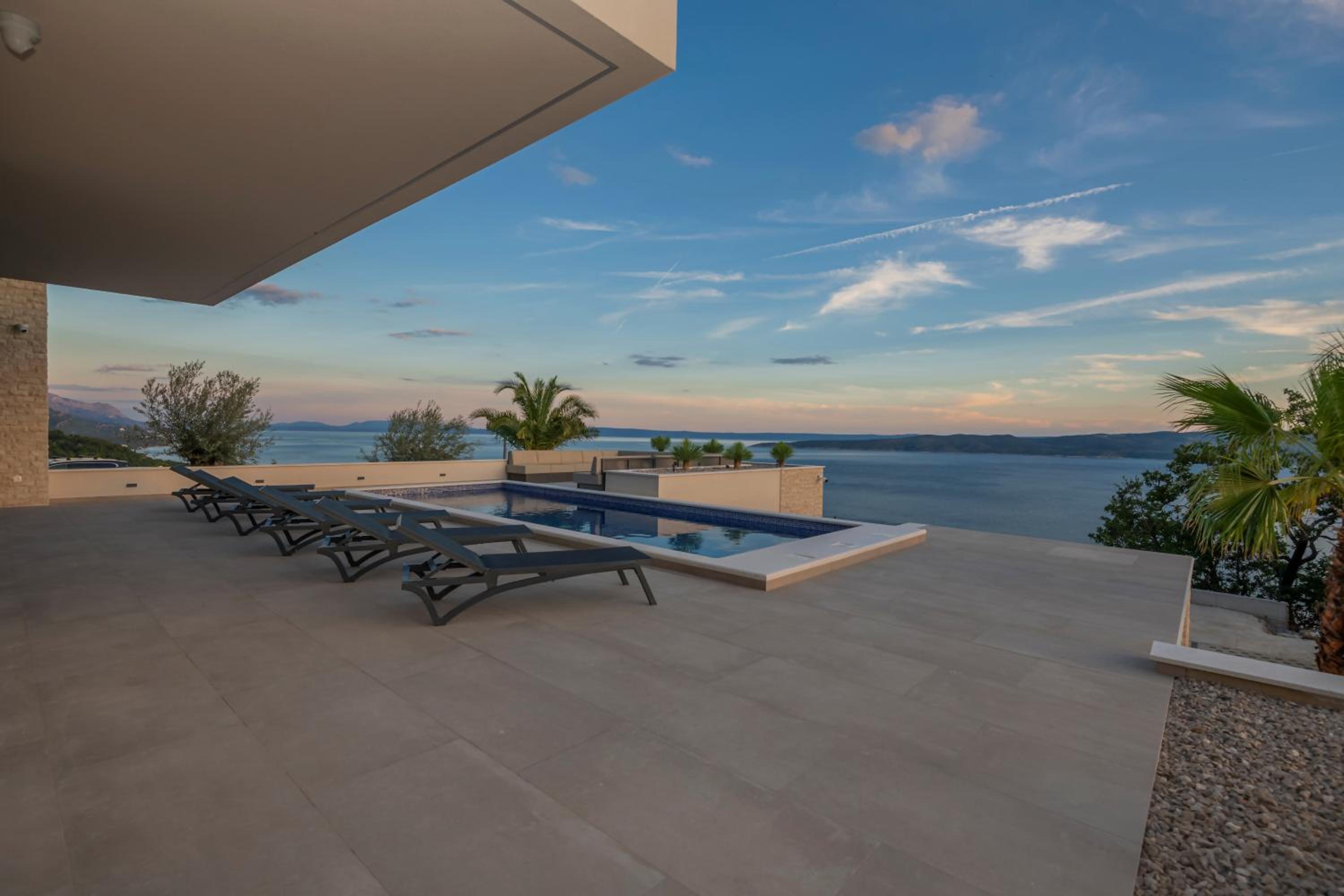 Luxury Villa Hedonia