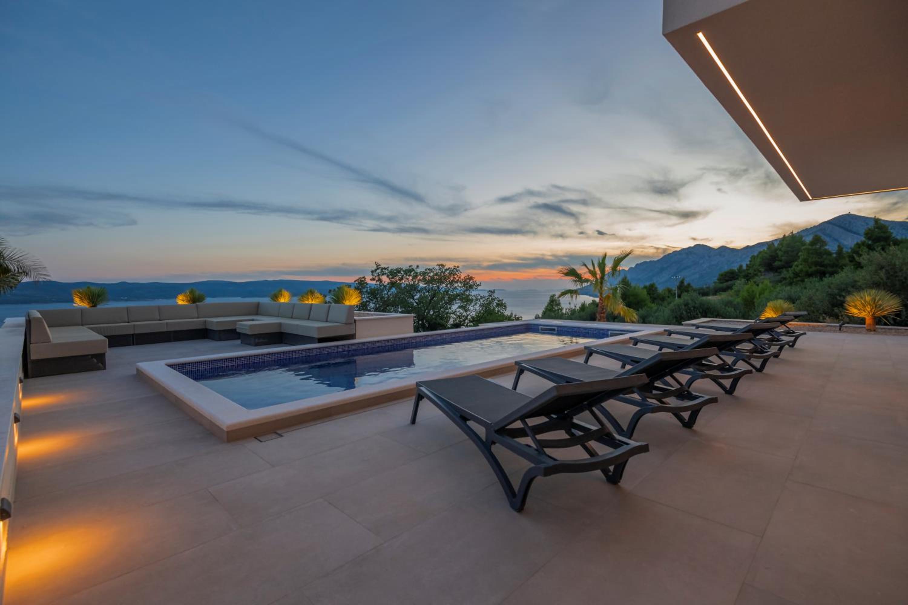 Luxury Villa Hedonia