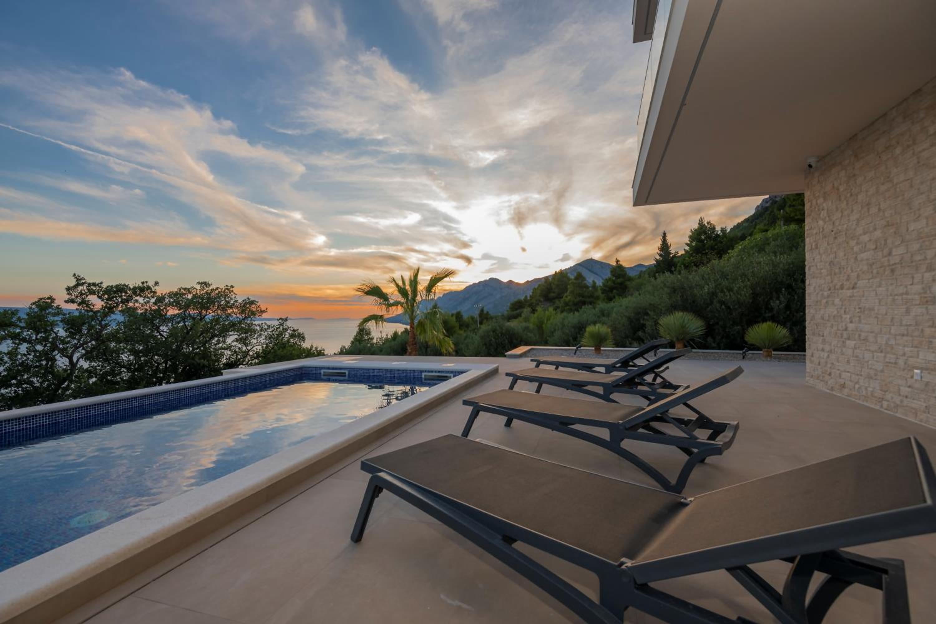 Luxury Villa Hedonia