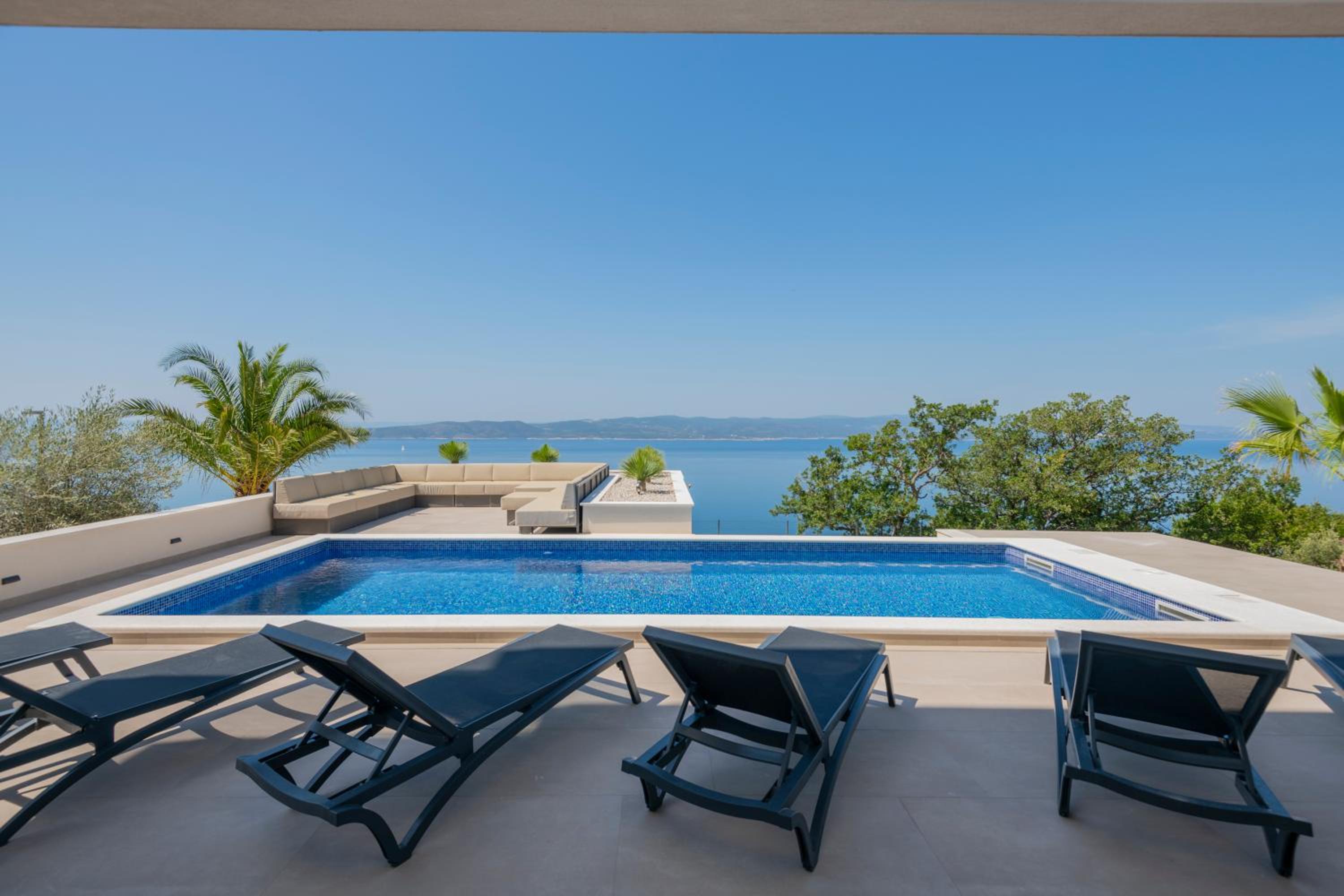 Luxury Villa Hedonia