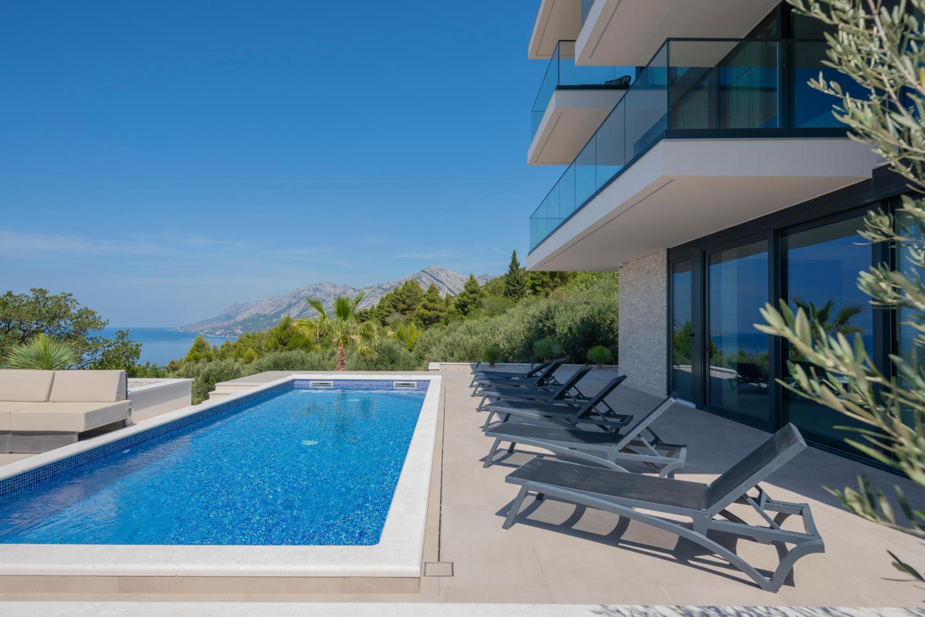 Luxury Villa Hedonia